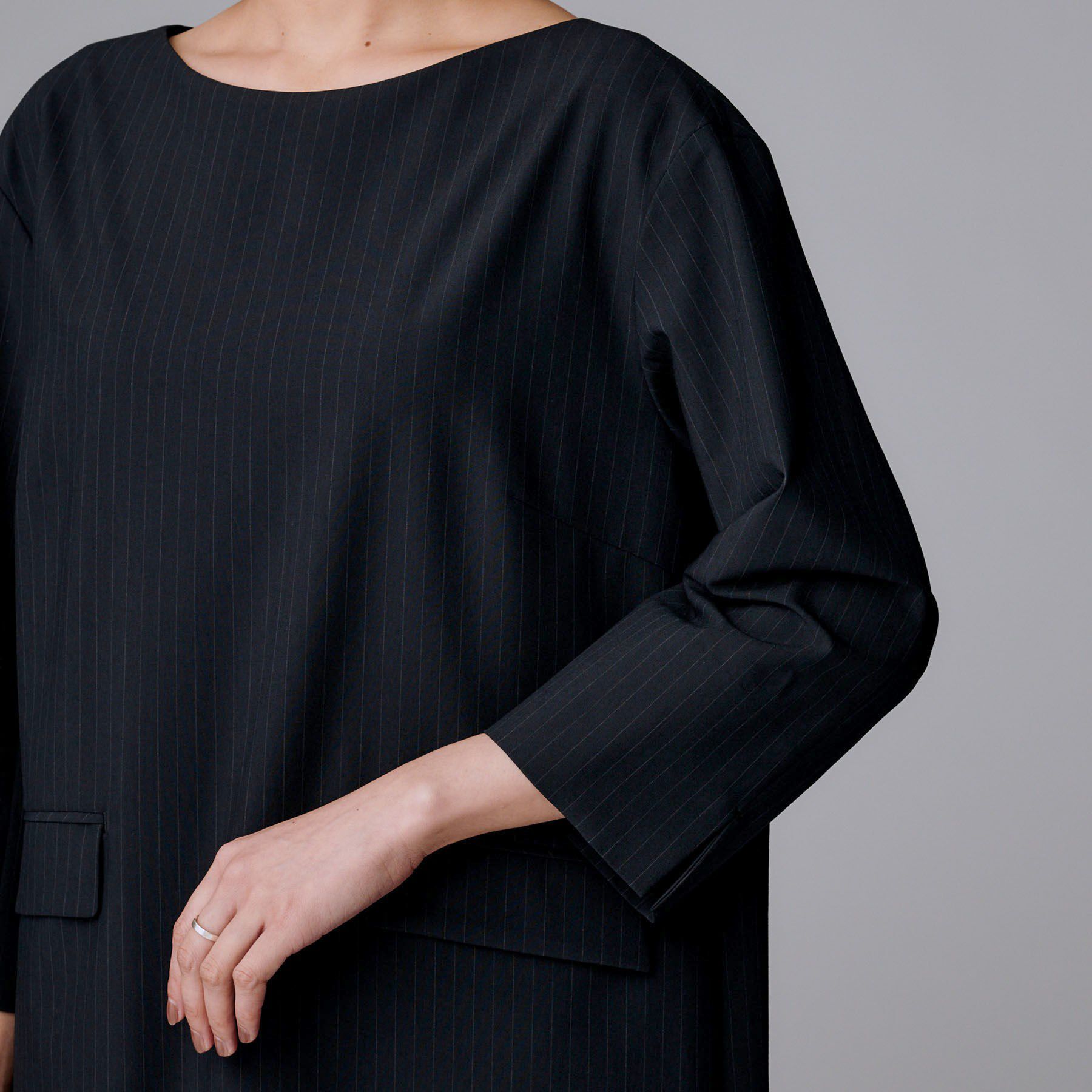 UNTITLED「【洗える/ストレッチ性】スーツライク ストライプワンピース」|ワンピース|