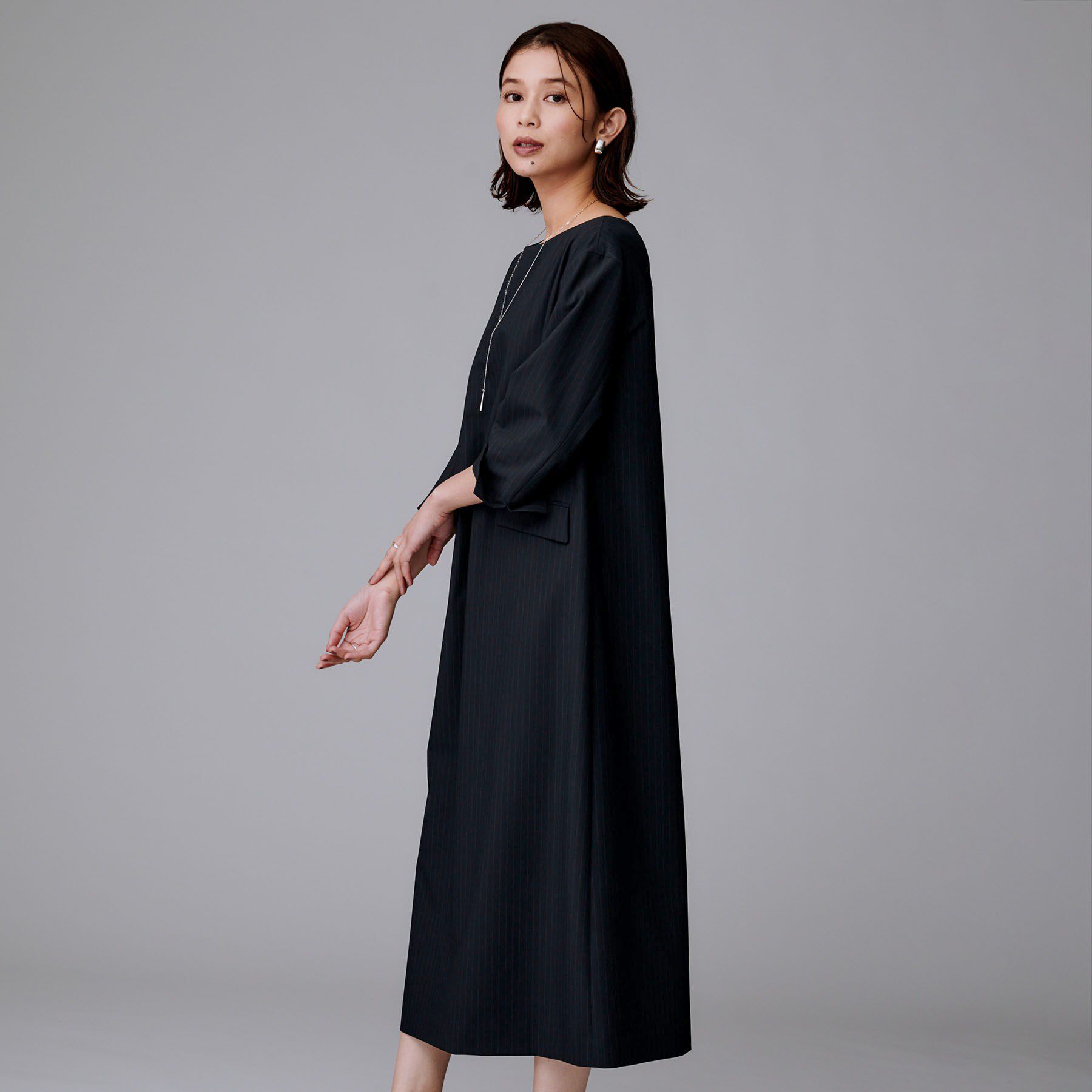 UNTITLED「【洗える/ストレッチ性】スーツライク ストライプワンピース」|ワンピース|