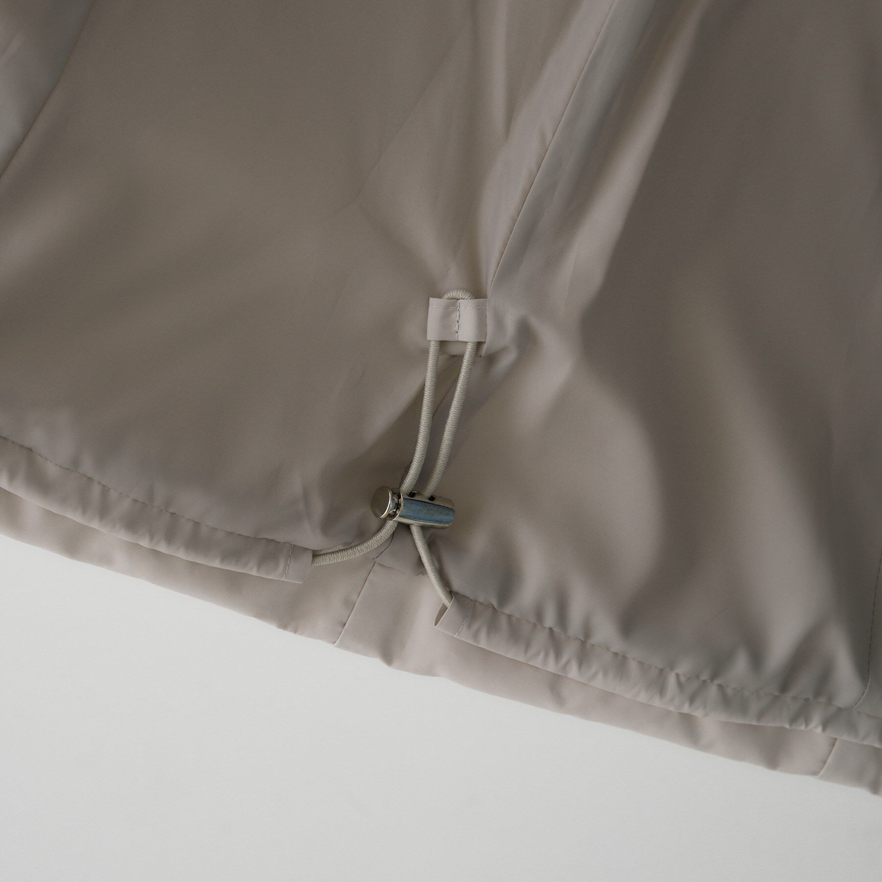 UNTITLED「【はっ水機能/フード取り外し可】ミディダウンコート」|ダウン|