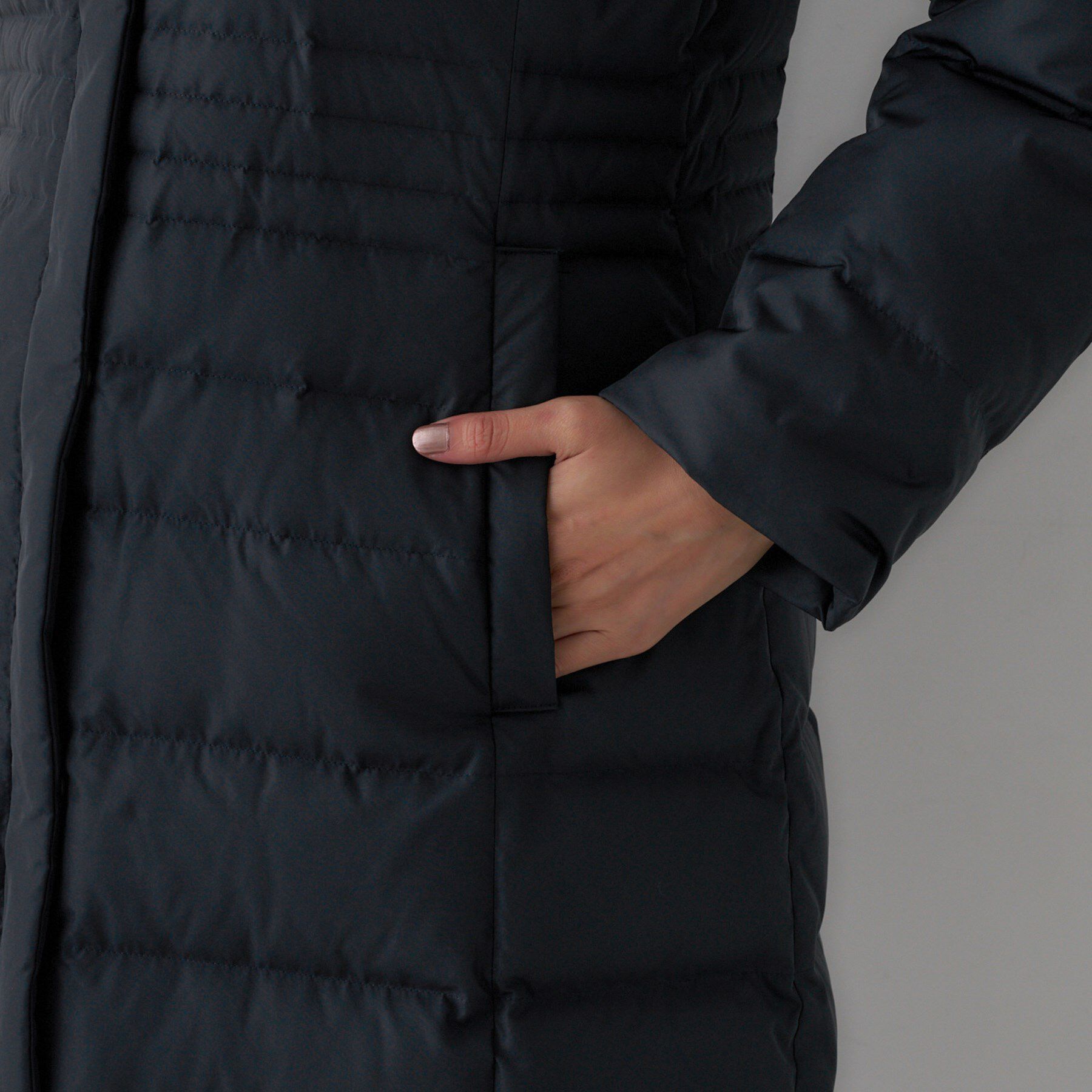 UNTITLED「【はっ水機能/フード取り外し可/防寒】ロングダウンコート」|ダウン|