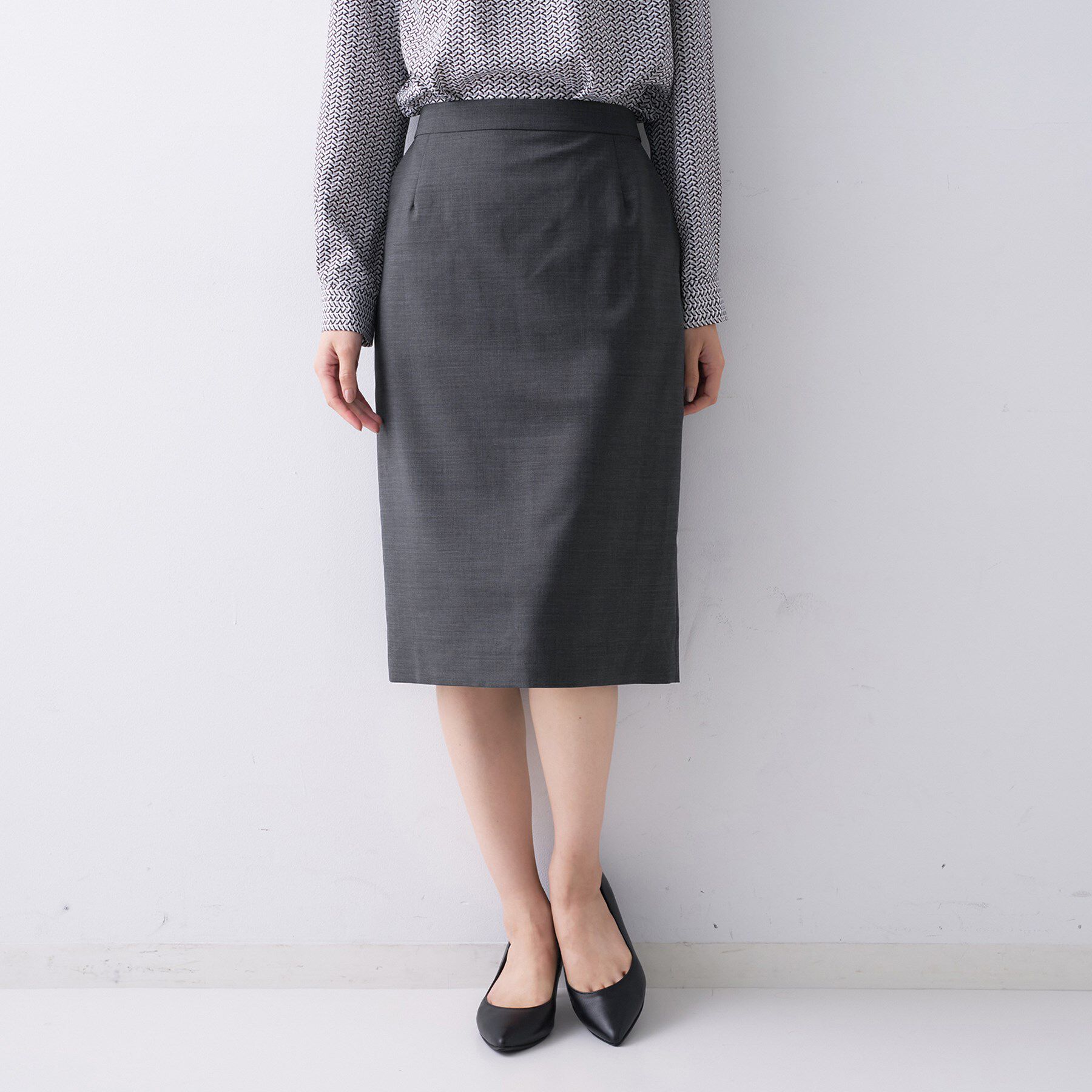 UNTITLED「【仕事着/スーツ】プレミアムタイトスカート」|スカート|