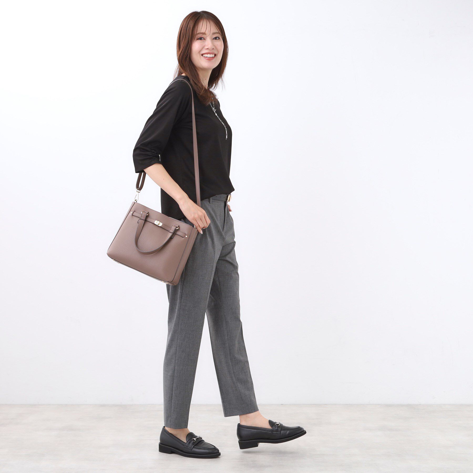 Reflect「【アウターを着てもすっきり／手洗い可／インナーにおすすめ◎】六分袖プルオーバージャージ」|Tシャツ・カットソー|