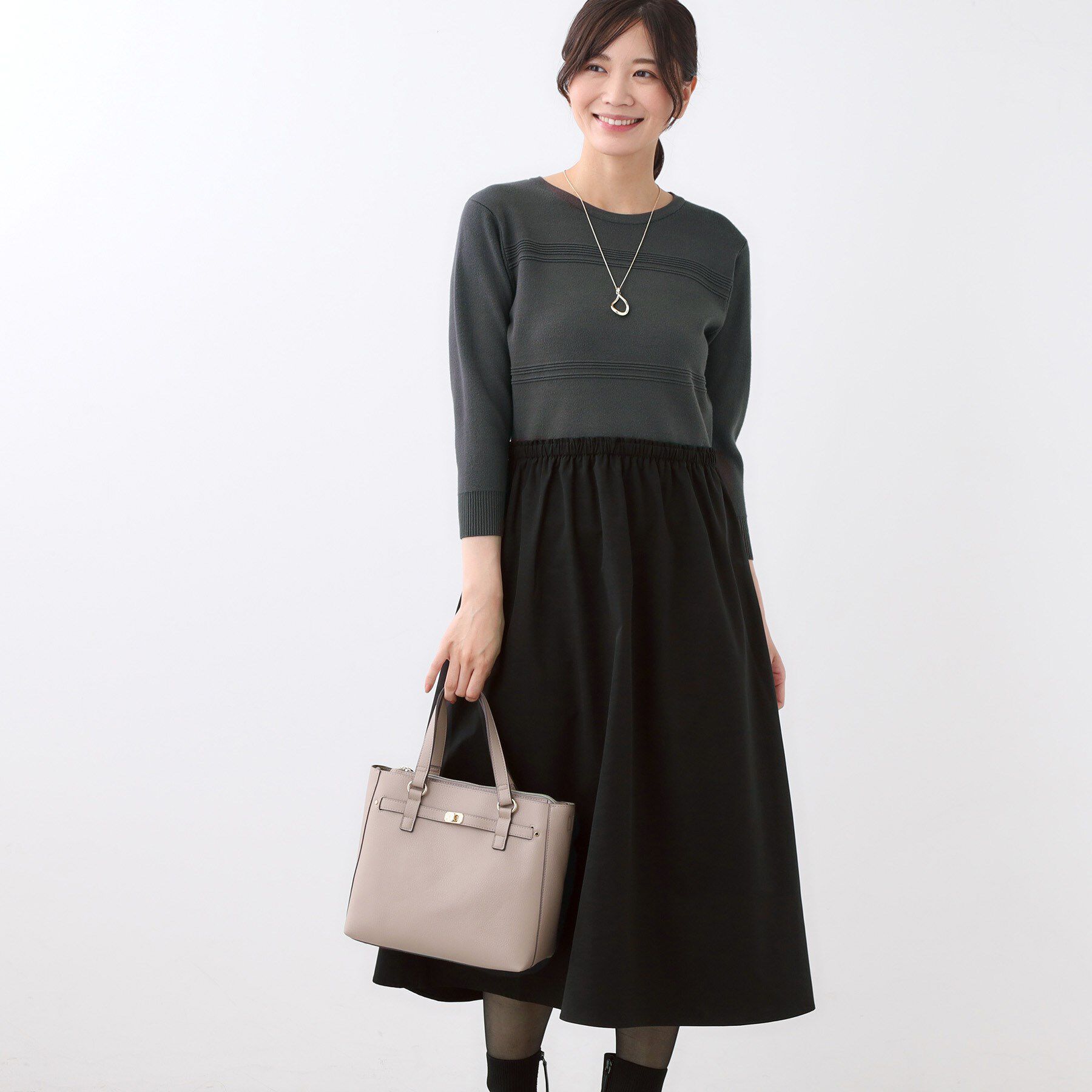 Reflect「【一枚で着映える◎／セットアップ可】ニット&times;タフタドッキングワンピース」|ワンピース|