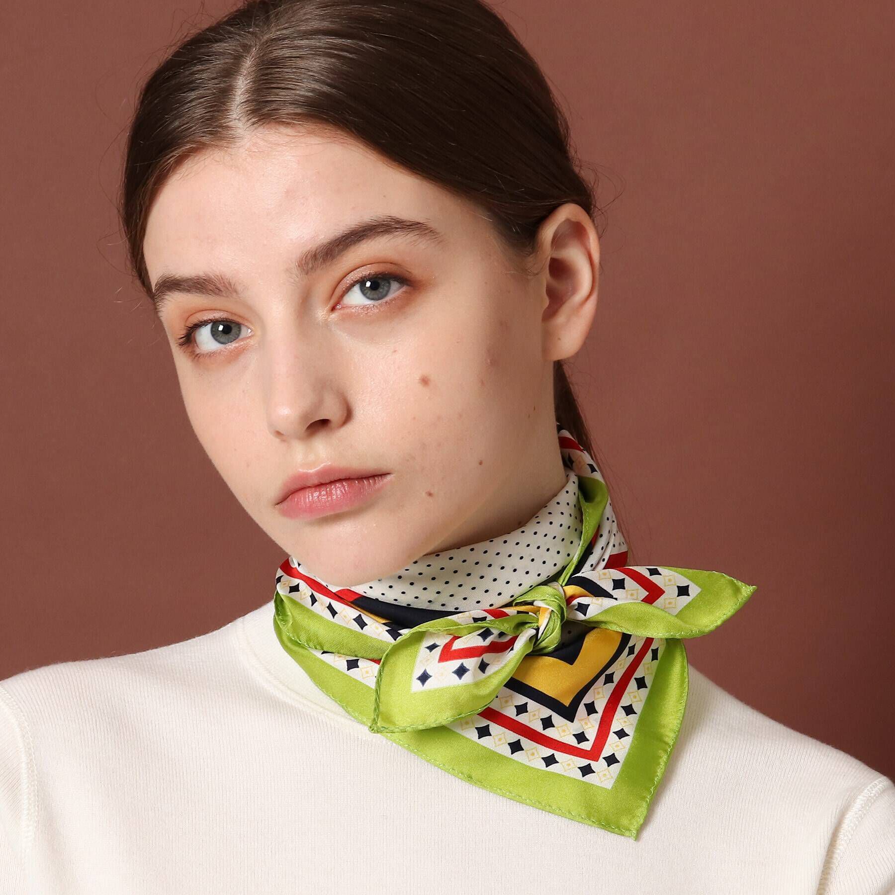 DRESSTERIOR「ドットスクエアシルクスカーフ」|バンダナ・スカーフ|