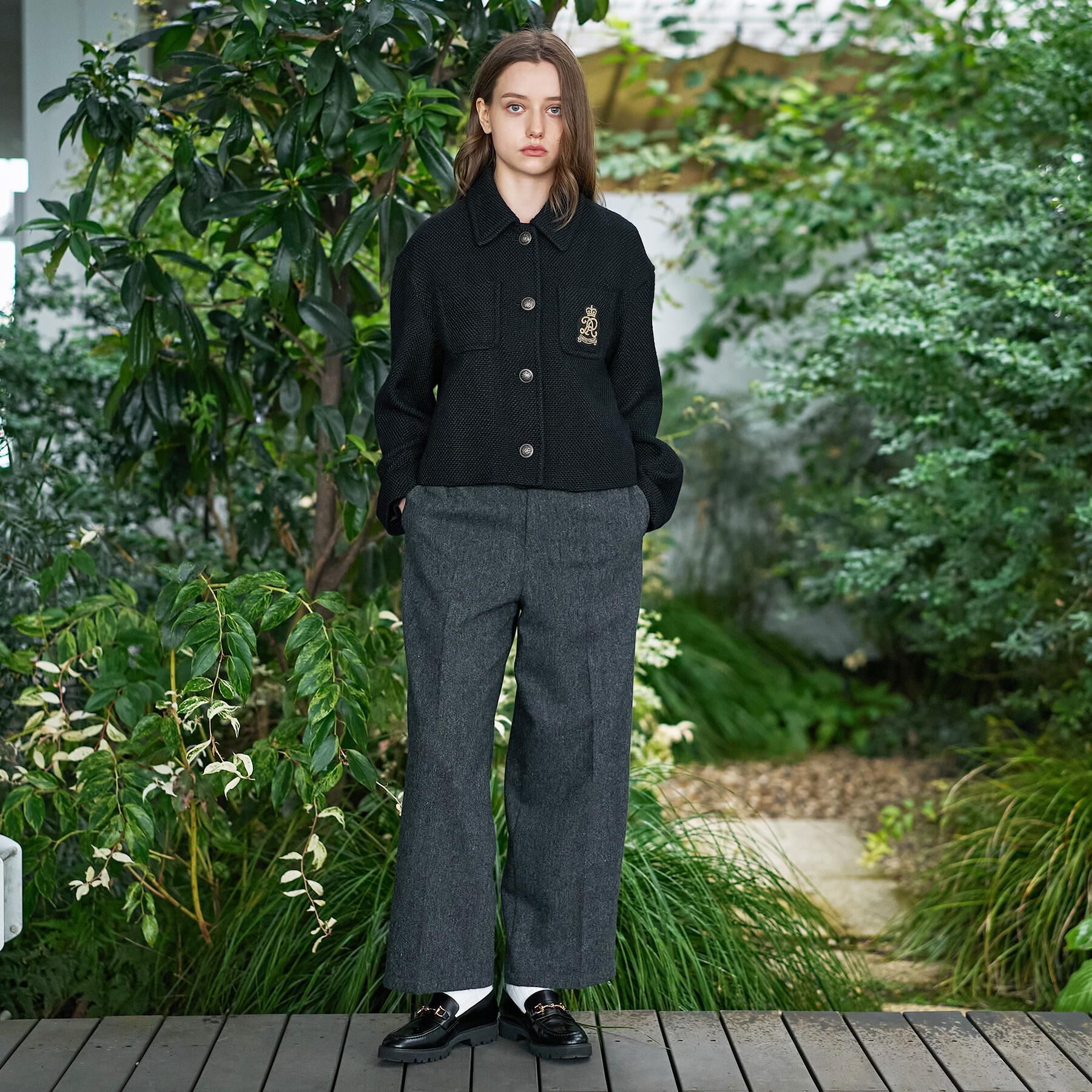 DRESSTERIOR「エンブレムショートブルゾン」|ブルゾン・スタジャン|