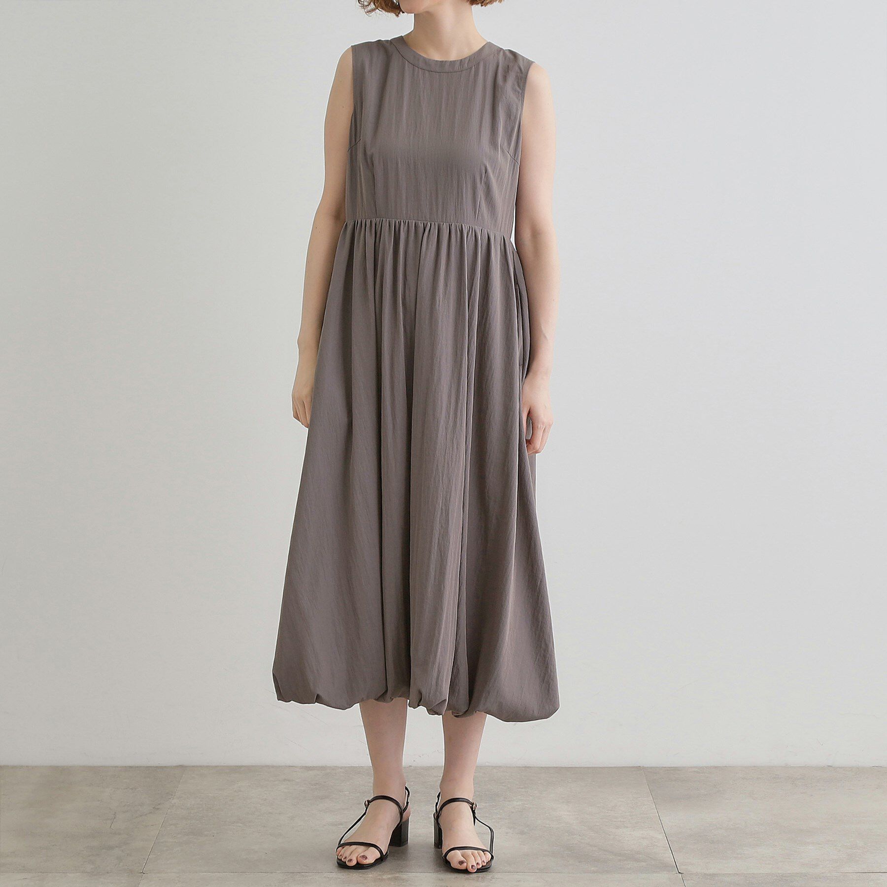 grove「【晴れの日も雨の日も】撥水バルーンワンピース」|ワンピース|