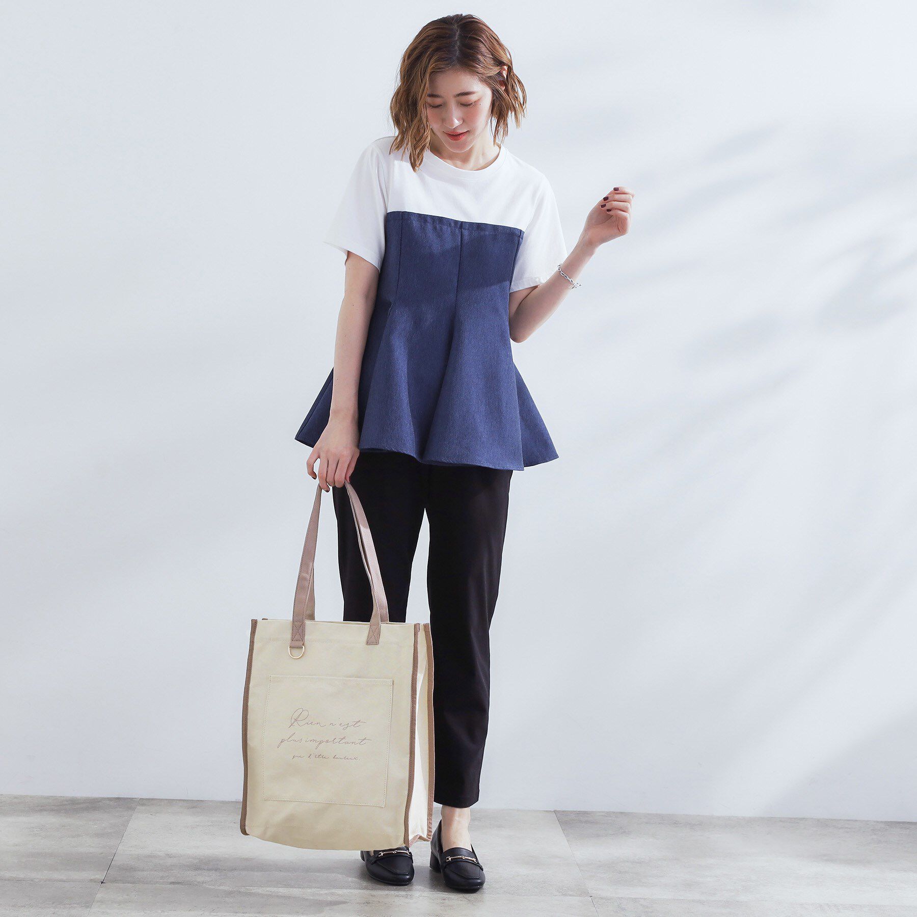 grove「【A4・多機能】パイピングロゴキャンバストート」|トートバッグ|