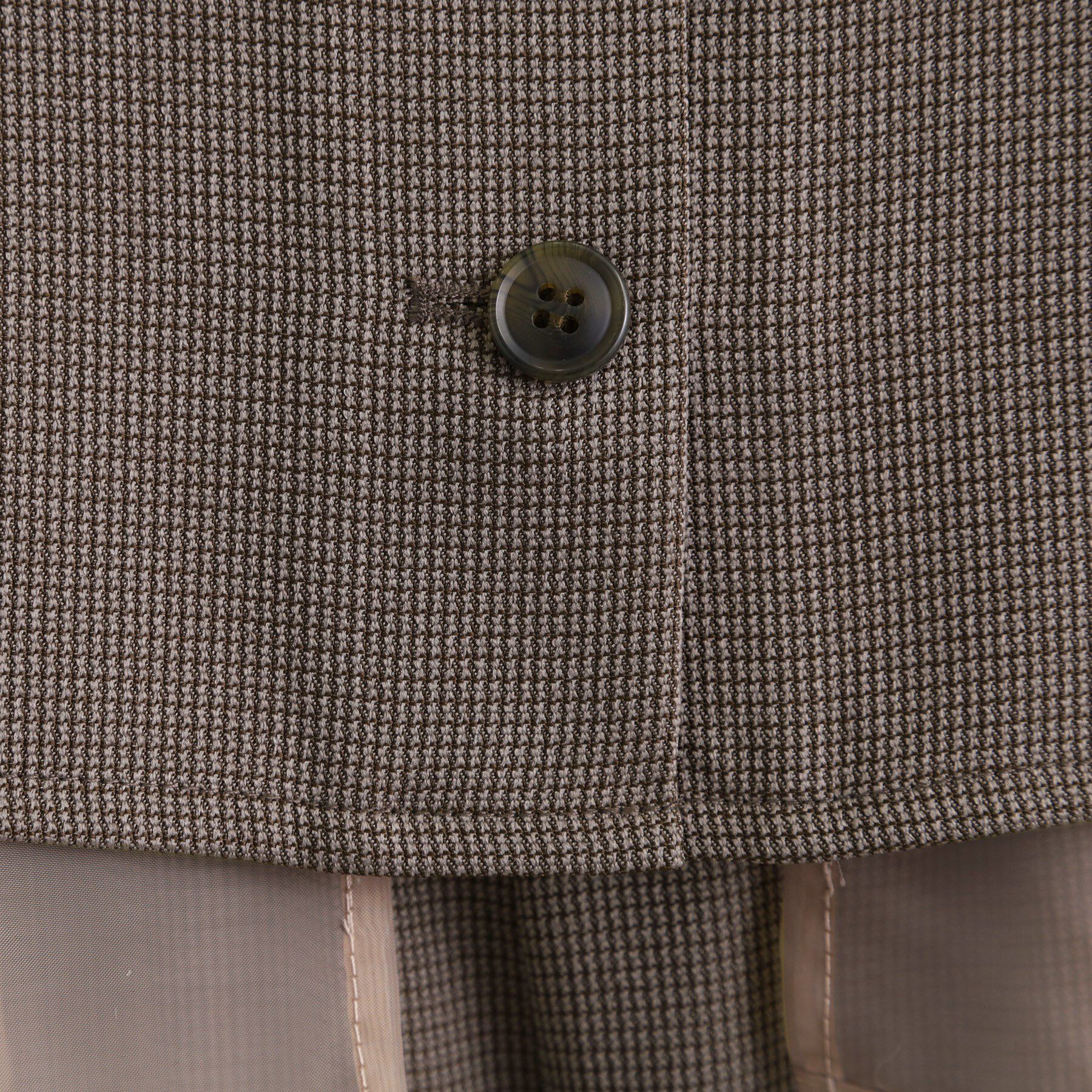 grove「【2点SET/体型カバー】透け感とレイヤードで大人の遊び心を、ビスチェSET UP」|スーツ|