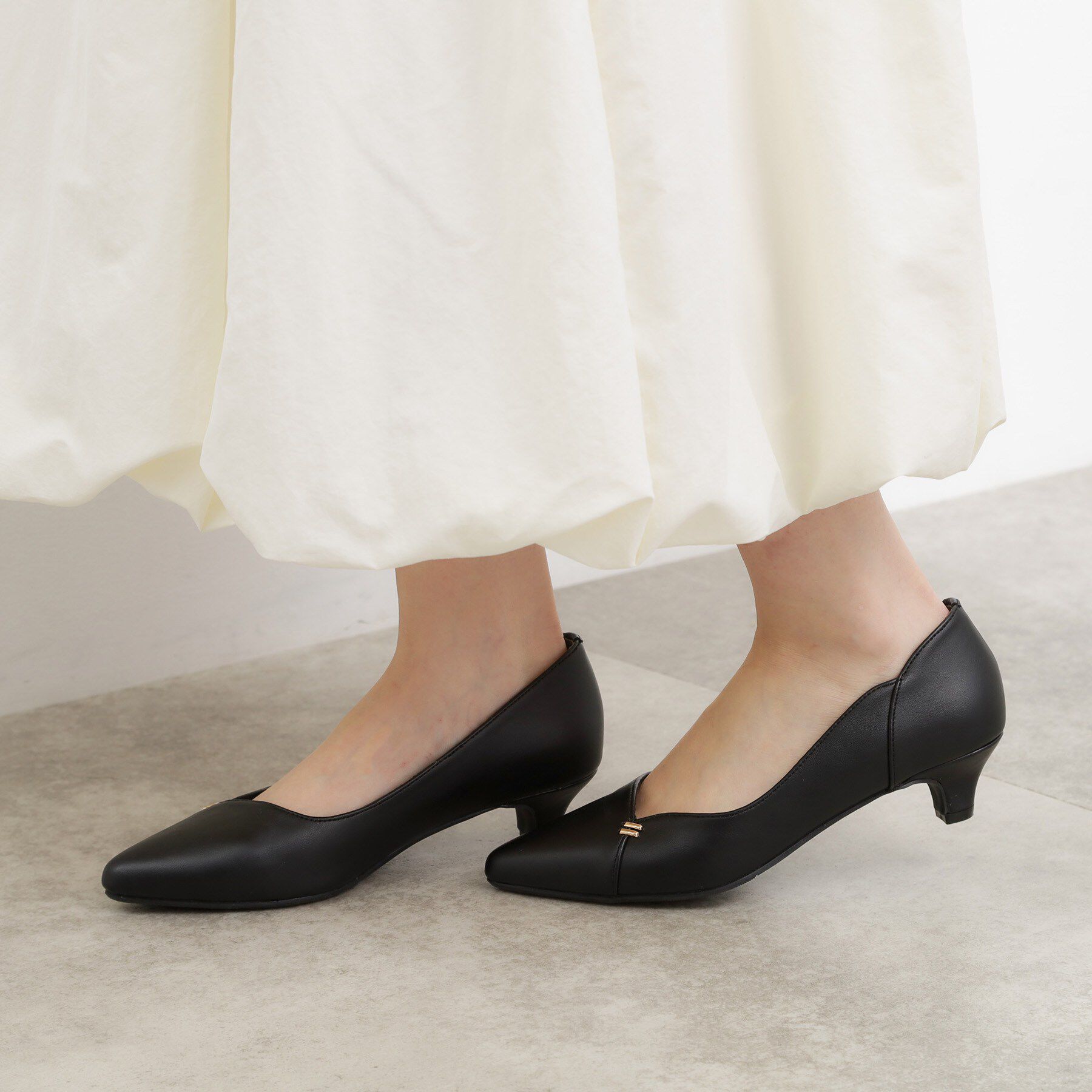 grove「Vカッティングメタルポイントパンプス」|パンプス|