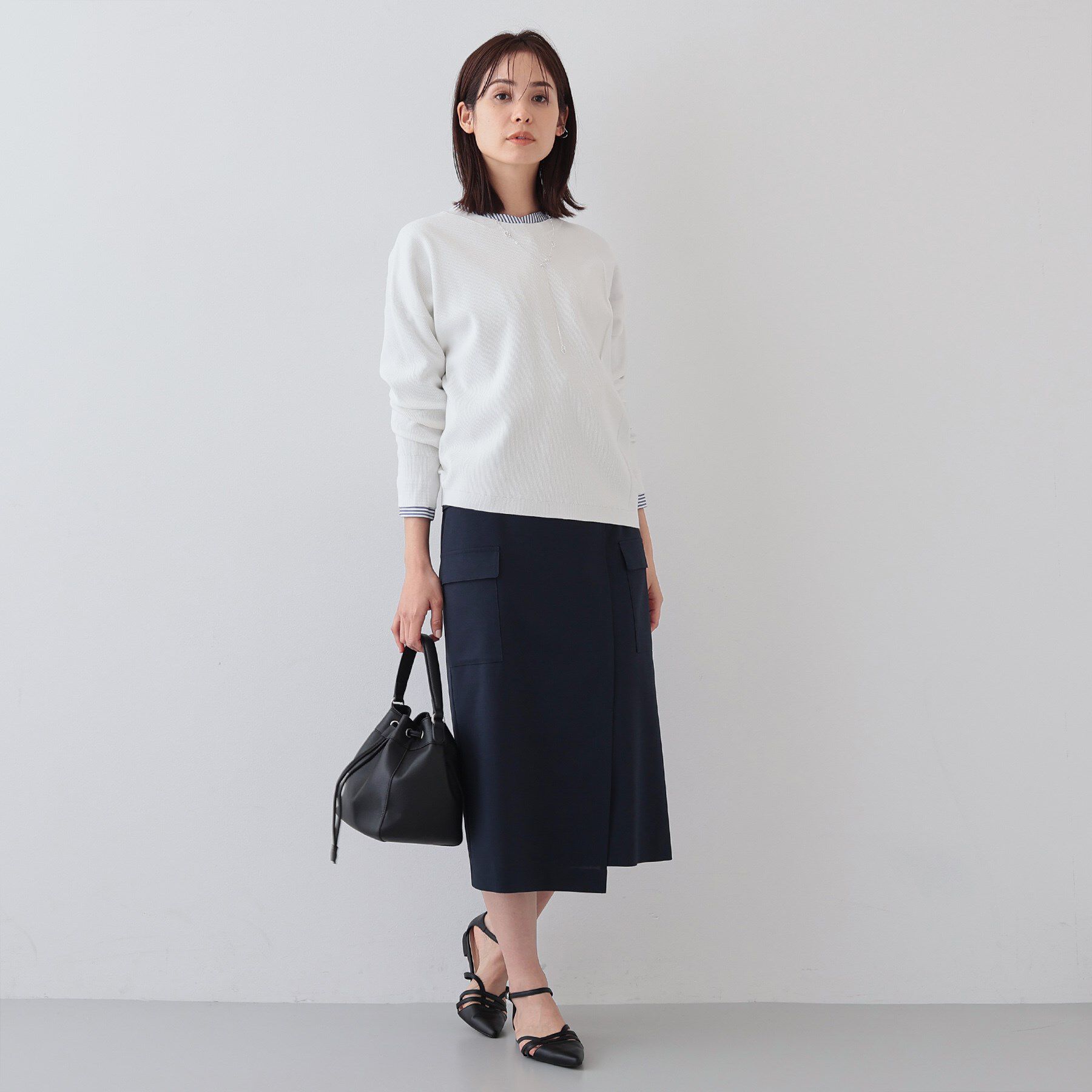 INDIVI「【洗える】アシメデザイン ドルマンスリーブニット」|ニット・セーター|