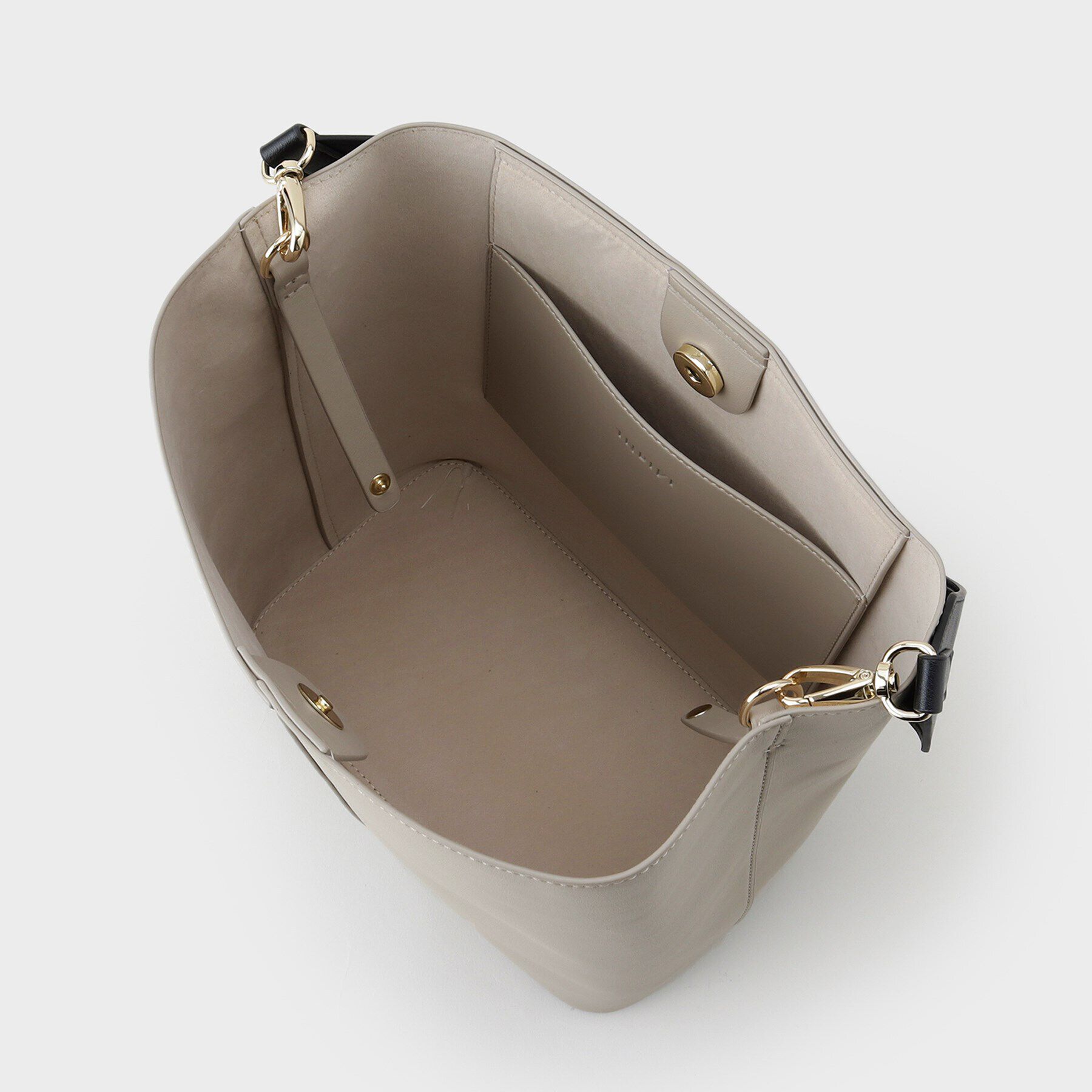 INDIVI「【合皮】ワンショルダーミドルバッグ」|トートバッグ|