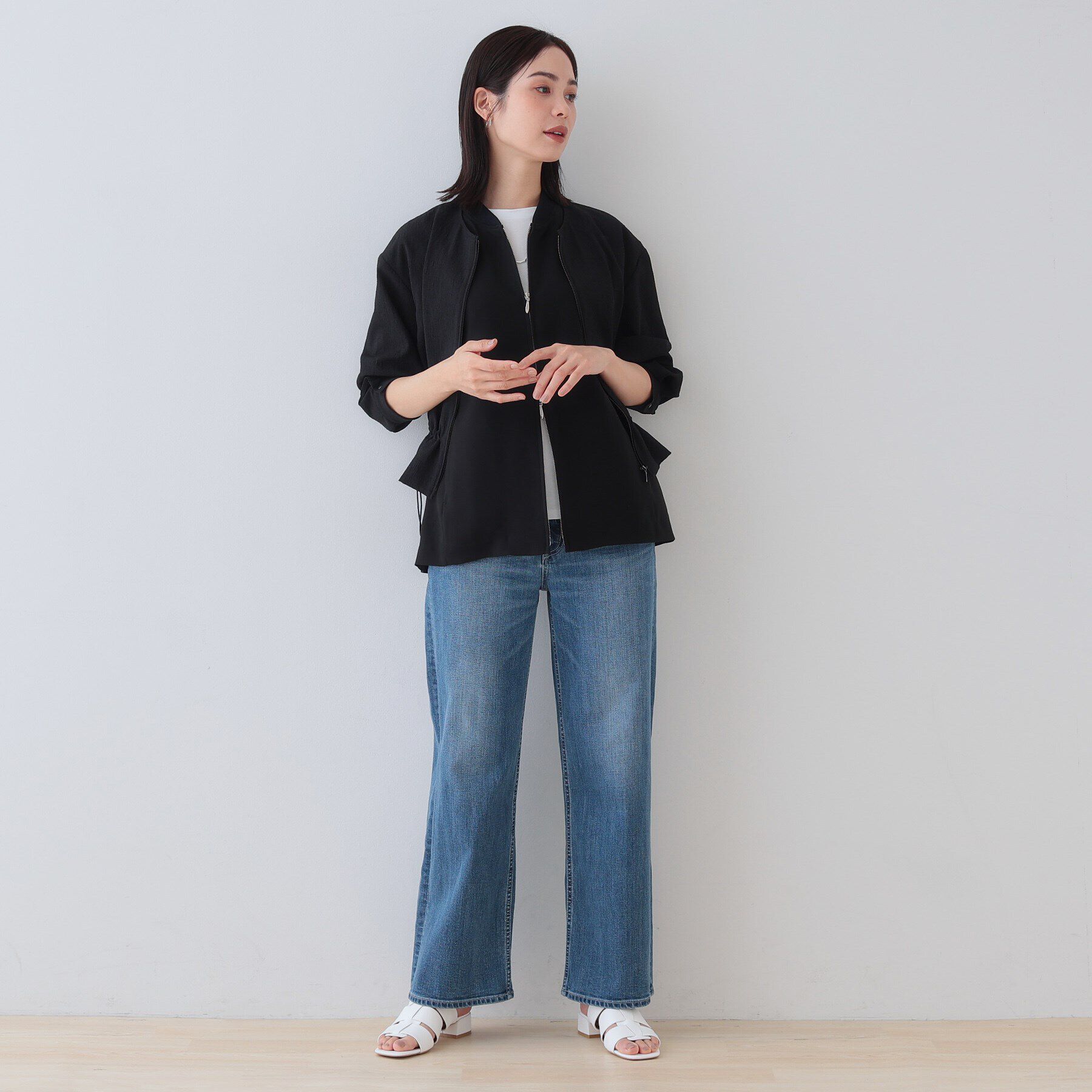 INDIVI「【洗える／凹凸素材】ドロストデザインショート丈ブルゾン」|ブルゾン・スタジャン|
