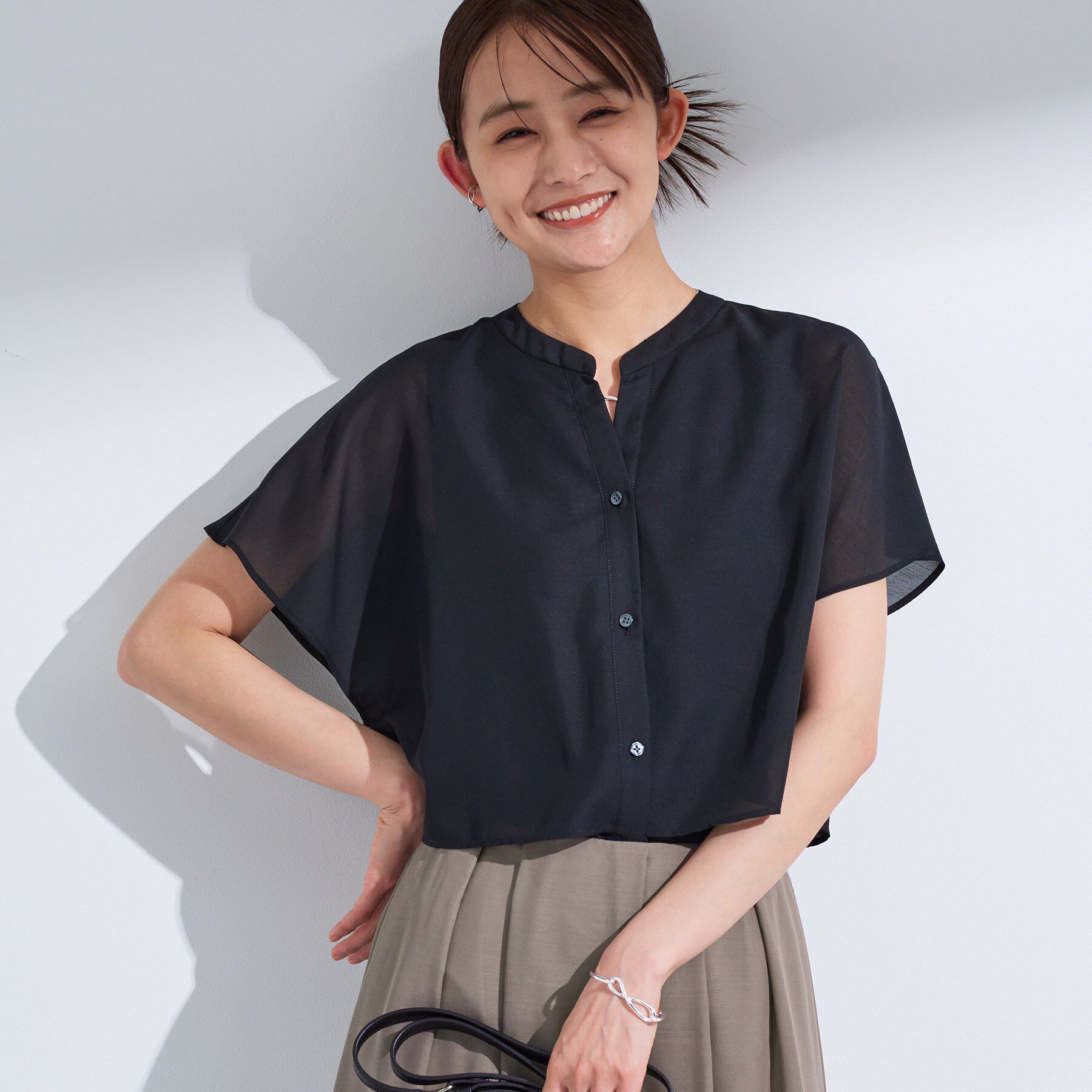 INDIVI「新色登場！【洗える／エアリー】ティアードブラウス」|シャツ・ブラウス|