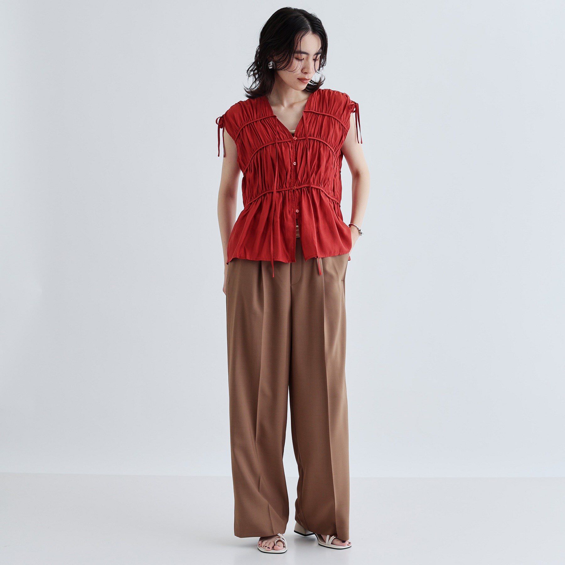 GALLEST「ギャザースリーブレスブラウス」|シャツ・ブラウス|