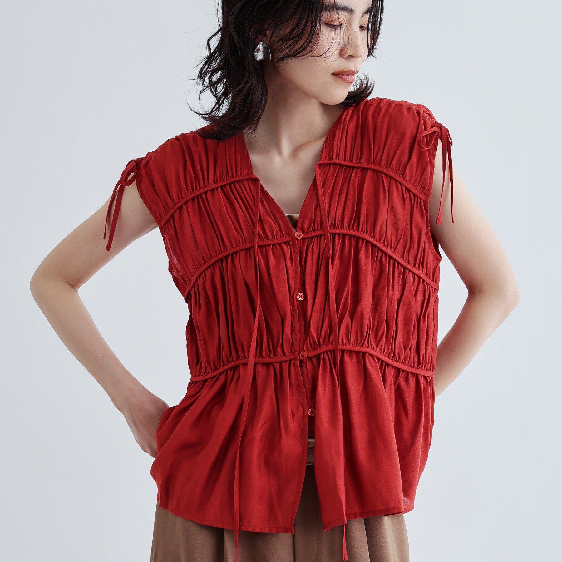 GALLEST「ギャザースリーブレスブラウス」|シャツ・ブラウス|