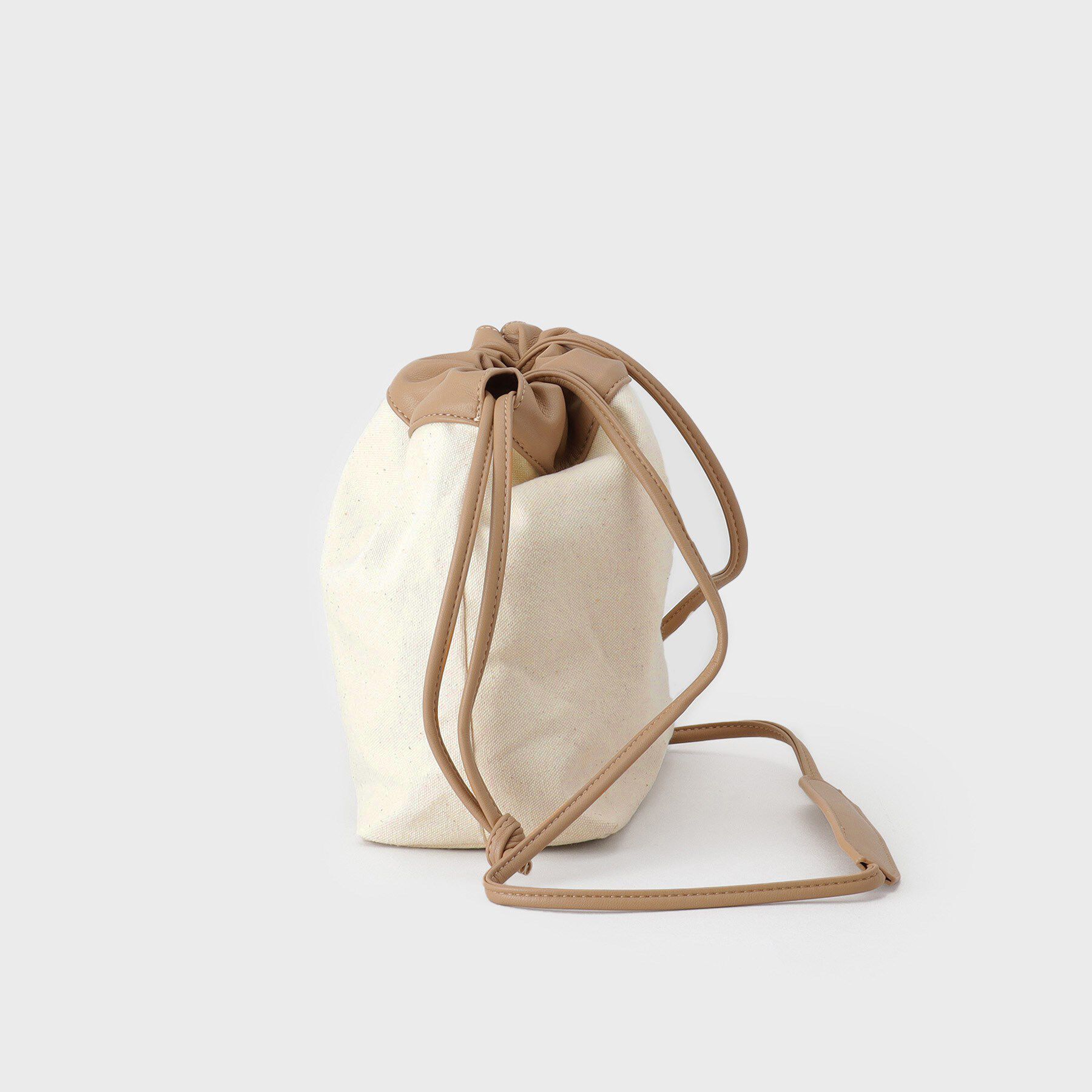 GALLEST「キャンバス巾着ショルダー」|ショルダー・メッセンジャー|