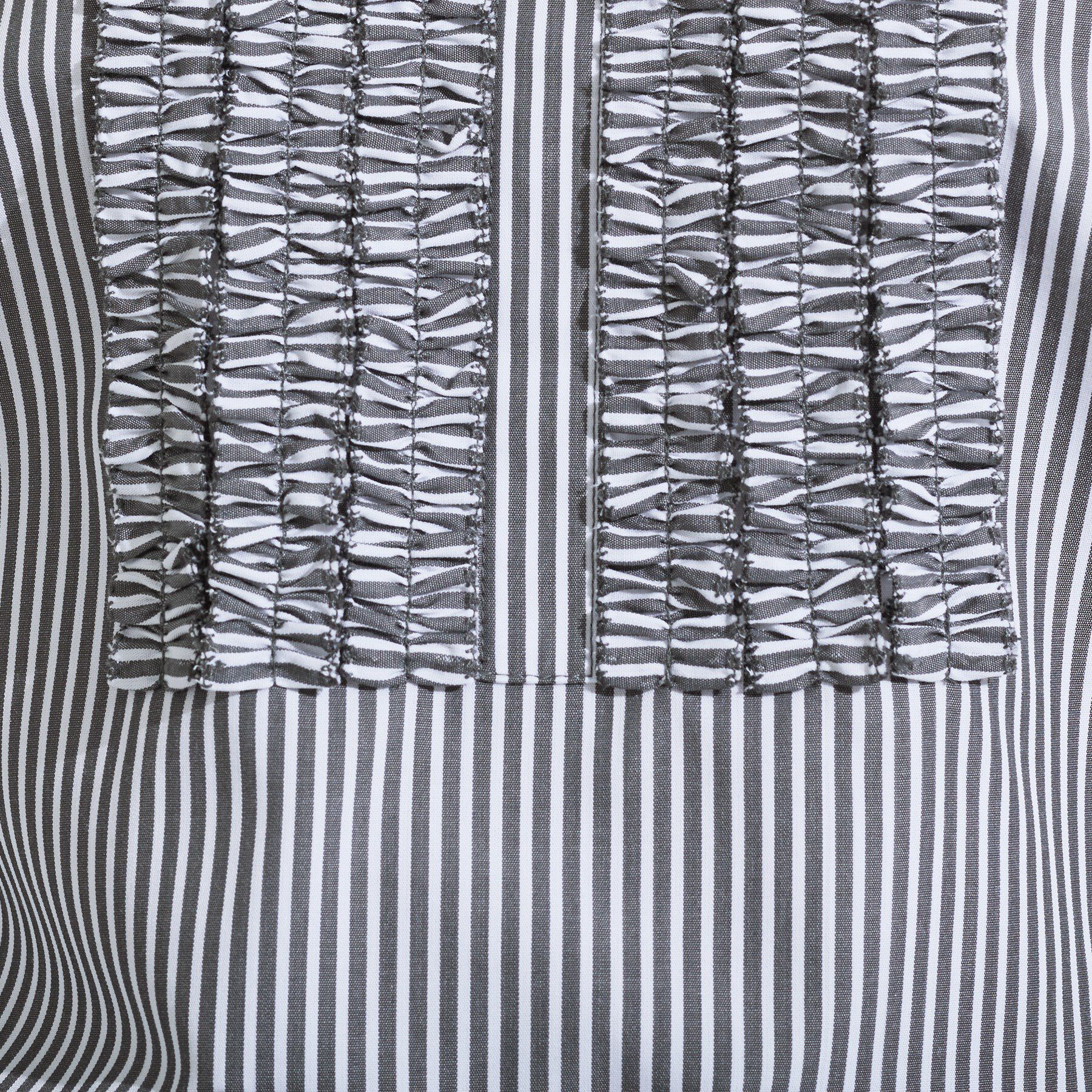 INDIVI「【洗える】胸元タックフリルブラウス」|シャツ・ブラウス|