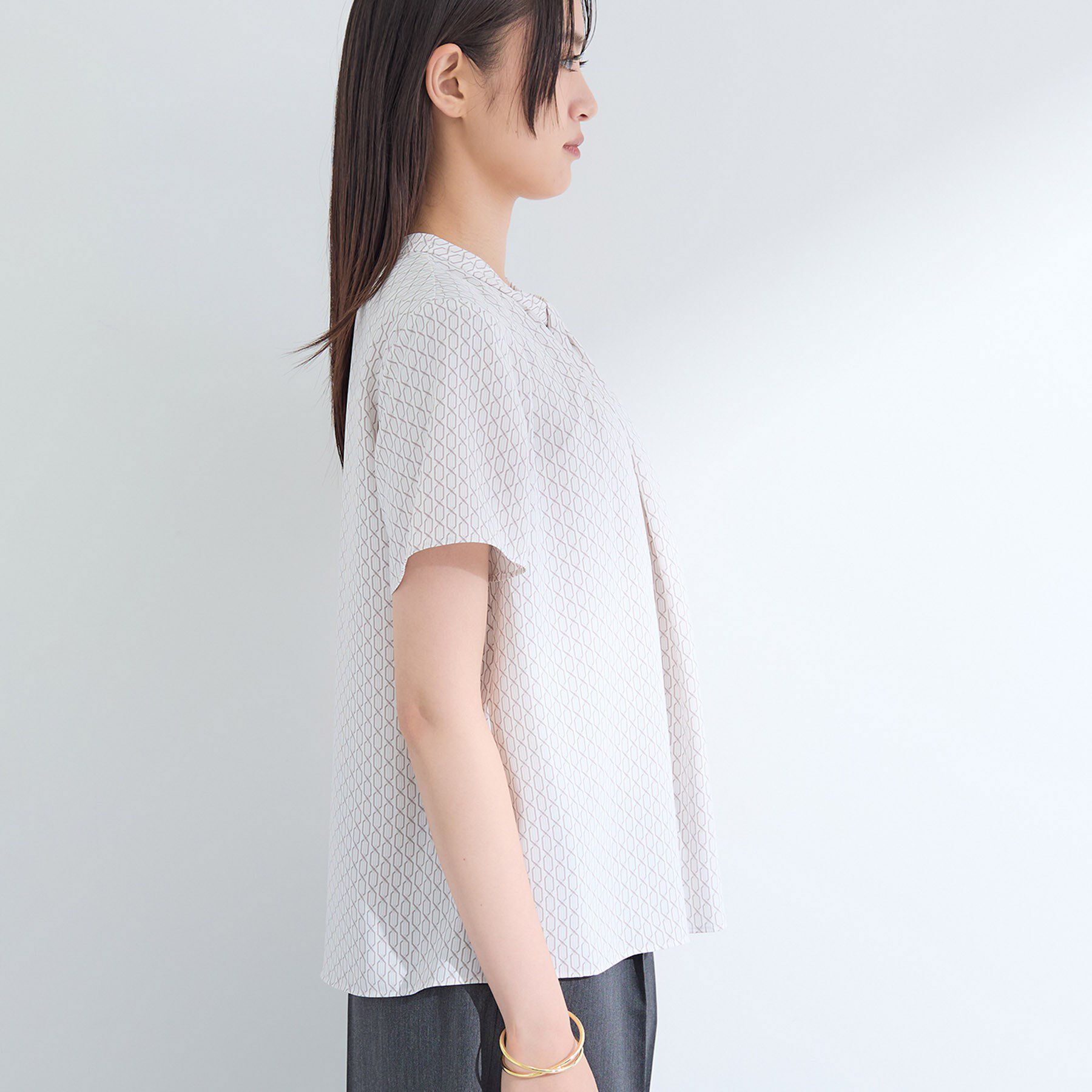 INDIVI「【UVケア】モノグラム ボウタイデザインブラウス」|シャツ・ブラウス|