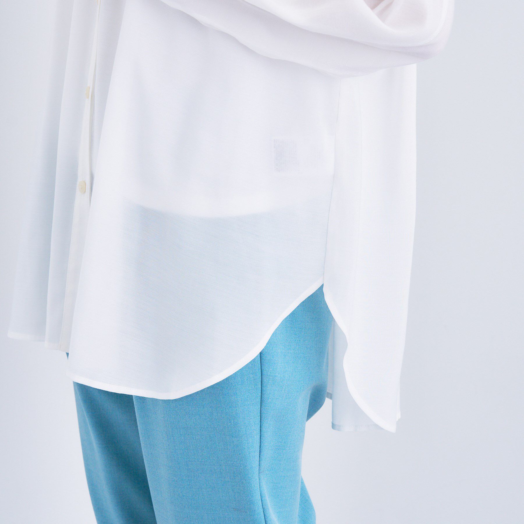 INDIVI「【きれいめ／ラメ】シャイニーローン ドレーピーブラウス」|シャツ・ブラウス|