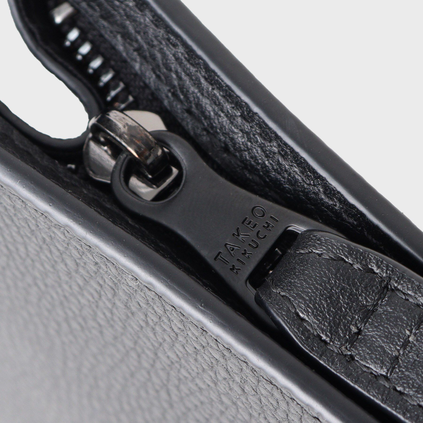 TAKEO KIKUCHI「【冠婚葬祭】ブラックレザー クラッチバッグ」|クラッチバッグ|