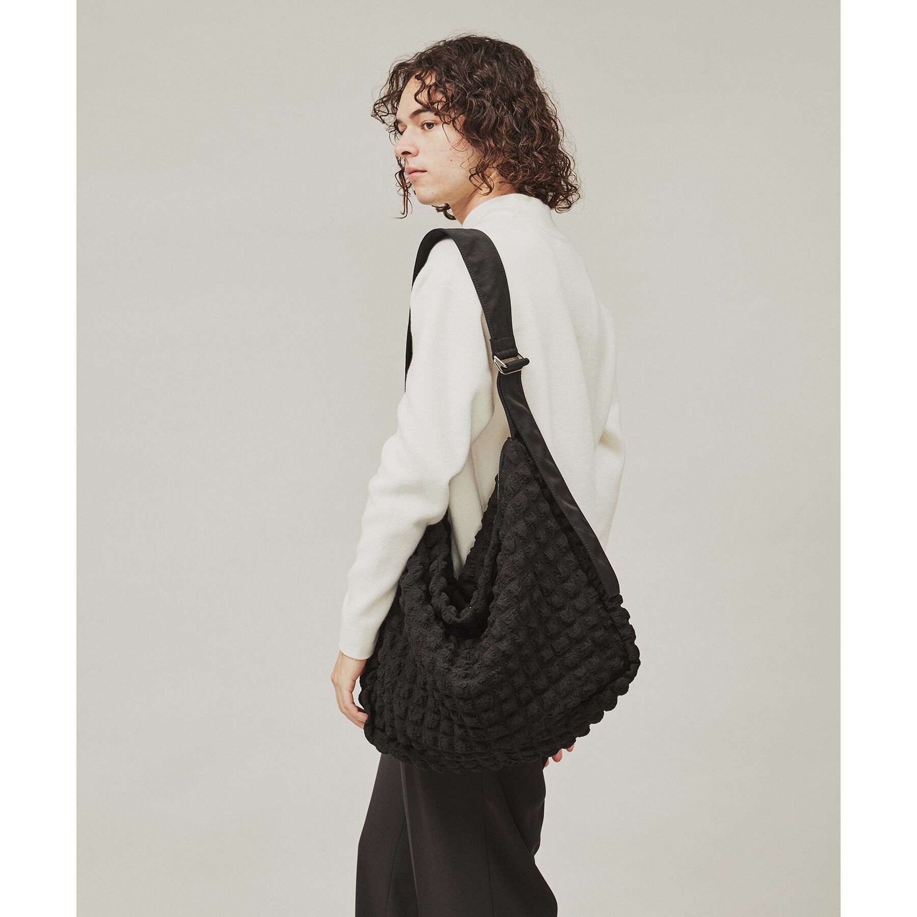 tk.TAKEO KIKUCHI「ビッグショルダーバッグ」|ショルダー・メッセンジャー|