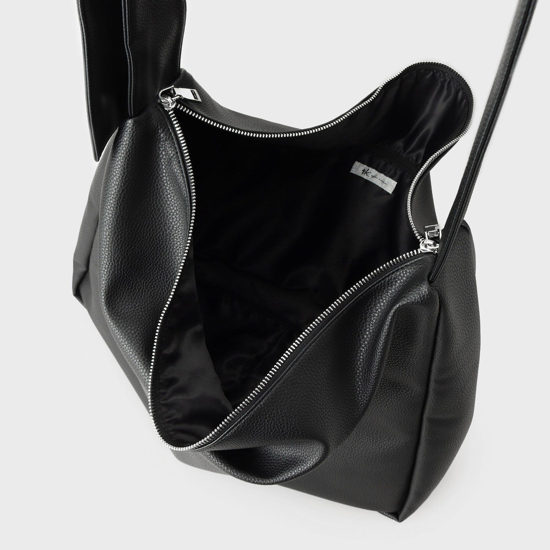 tk.TAKEO KIKUCHI「ビッグショルダーバッグ」|ショルダー・メッセンジャー|