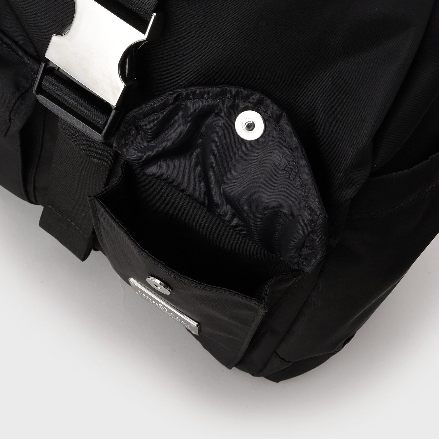 tk.TAKEO KIKUCHI「MAKAVELIC ワンショルダーバックパック」|リュック|