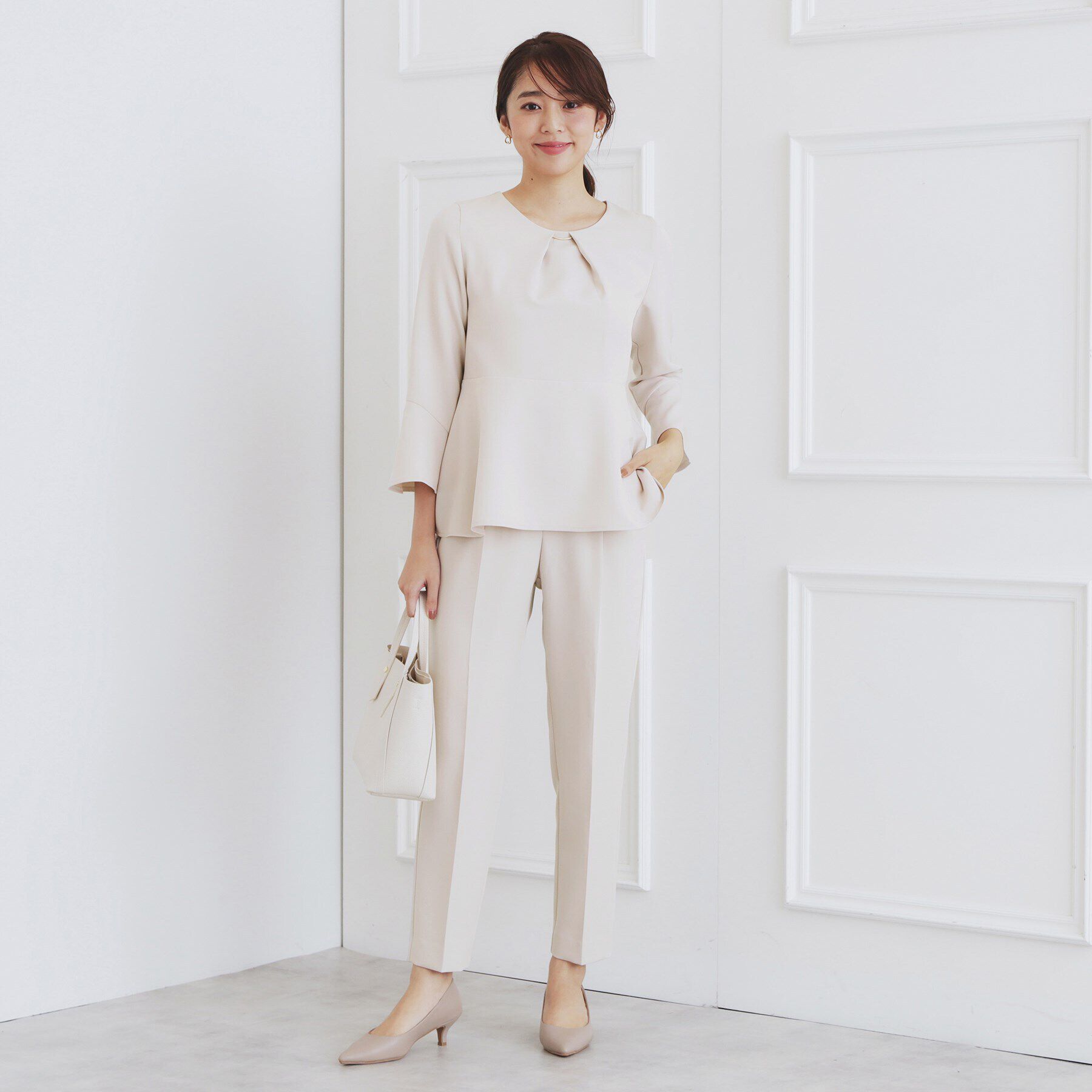 index「《通勤/セットアップ対応》フレアスリーブブラウス【洗濯機洗い可/ストレッチ/イージーアイロン】」|シャツ・ブラウス|