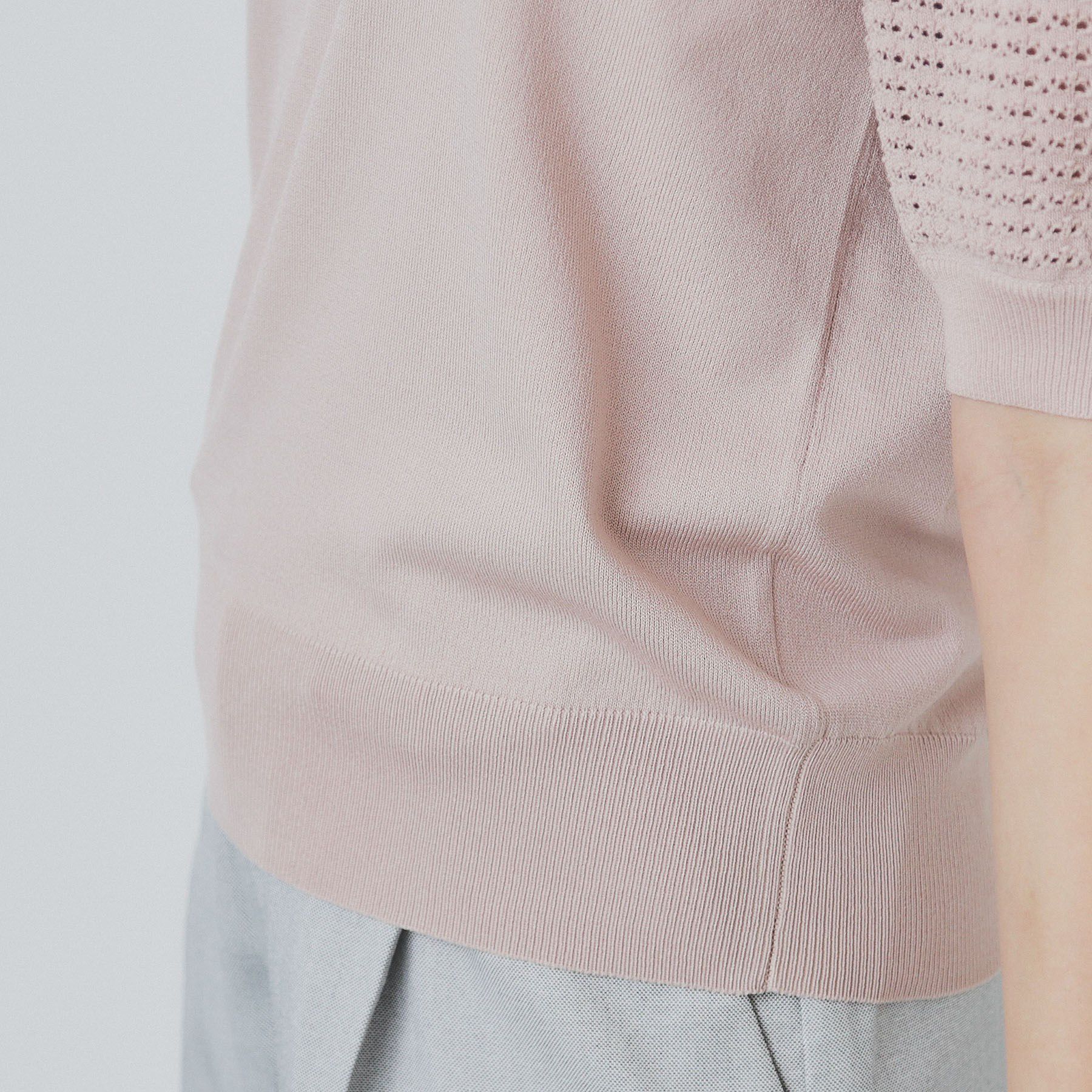 index「《5色展開》柄編みスリーブVネックニット【洗濯機洗い可】」|ニット・セーター|