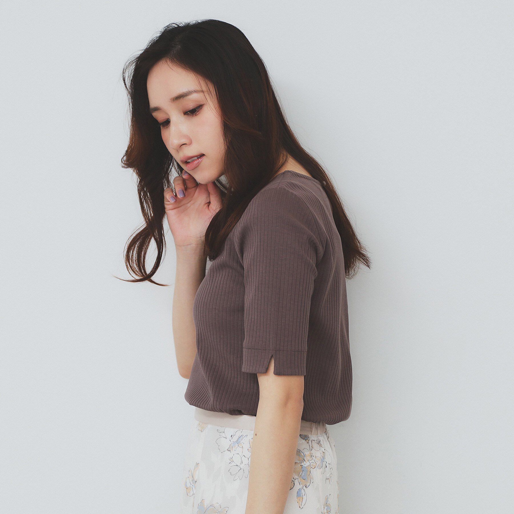 index「《7色展開/XS-LLサイズ》ボートネックリブトップス【UV/洗濯機洗い可】」|Tシャツ・カットソー|