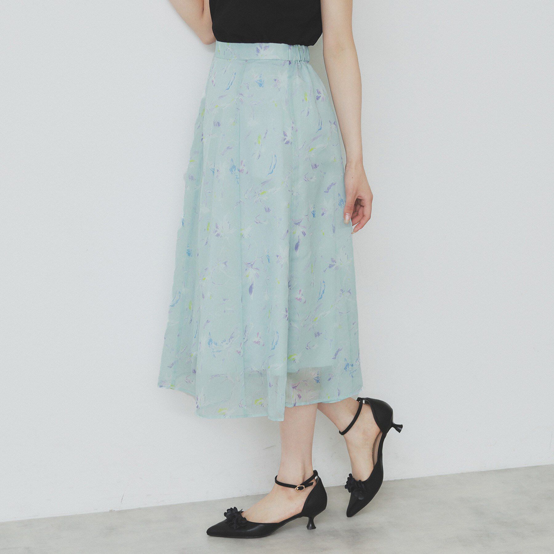 index「シアーフラワーフレアスカート【洗濯機洗い可】」|スカート|