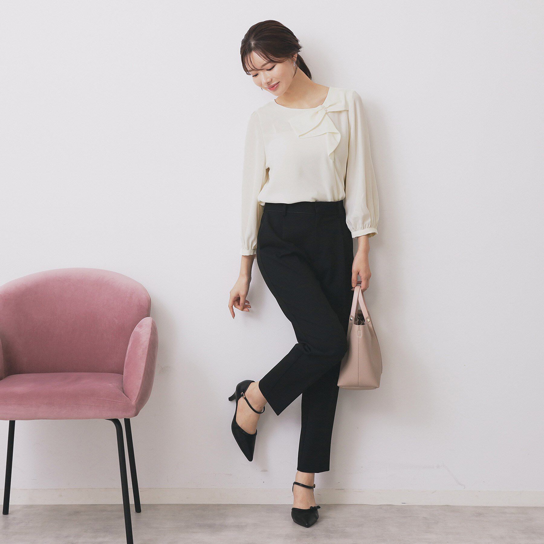 index「パール調リボンブラウス【洗濯機洗い可/イージーアイロン】」|シャツ・ブラウス|