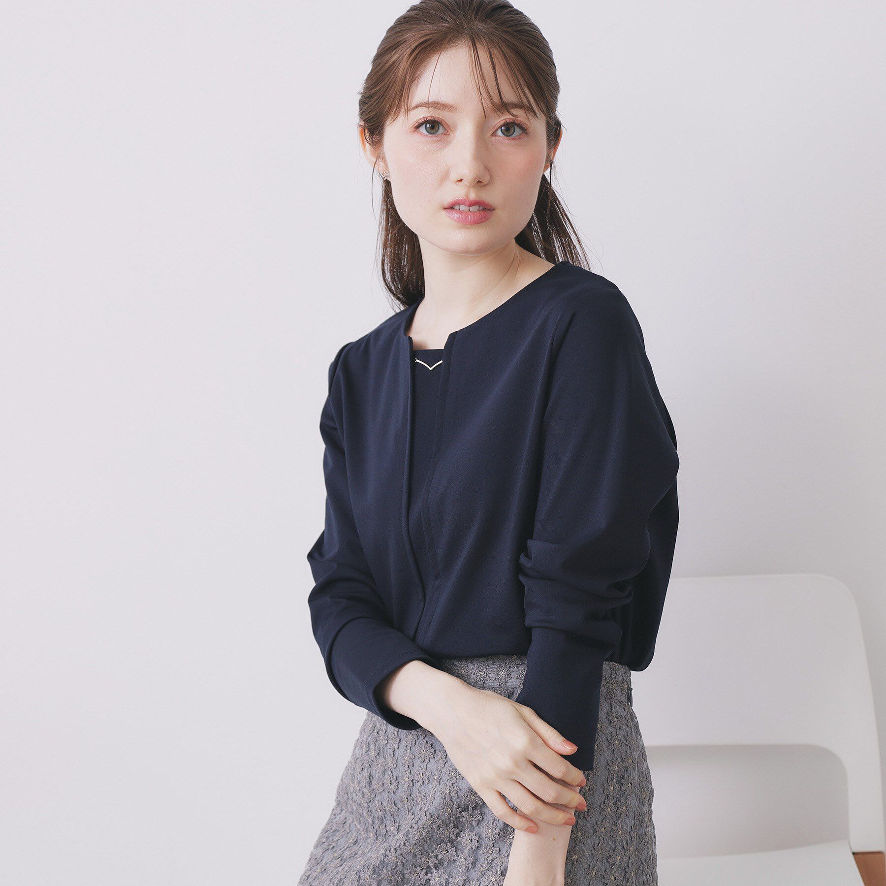 index「フロントタックモチーフポンチトップス【洗濯機OK】」|Tシャツ・カットソー|ネイビー(094)