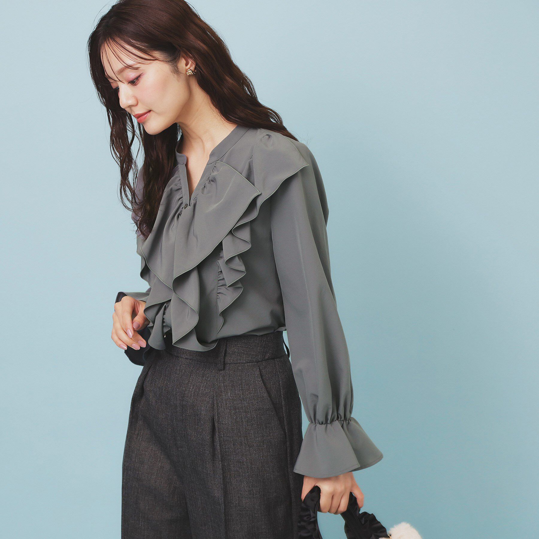 index「フリルデザインスキッパーブラウス【洗濯機OK/イージーアイロン】」|シャツ・ブラウス|