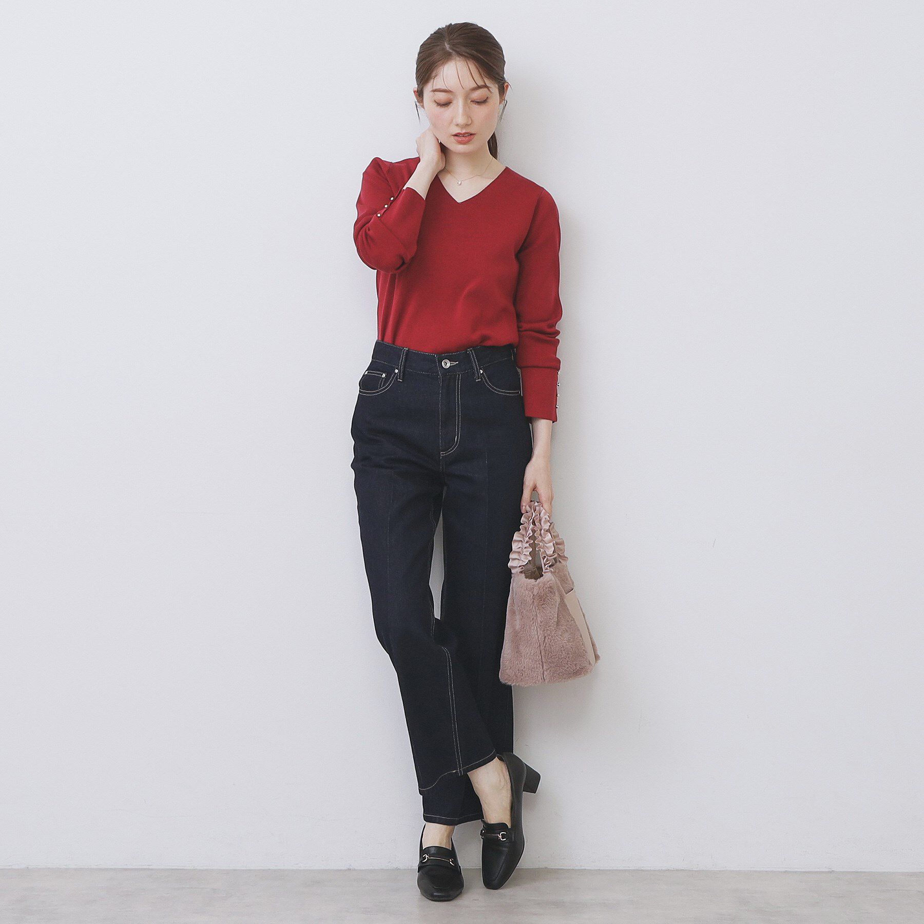 index「ゴールドボタンVネックニット【洗濯機OK】《6col》」|ニット・セーター|