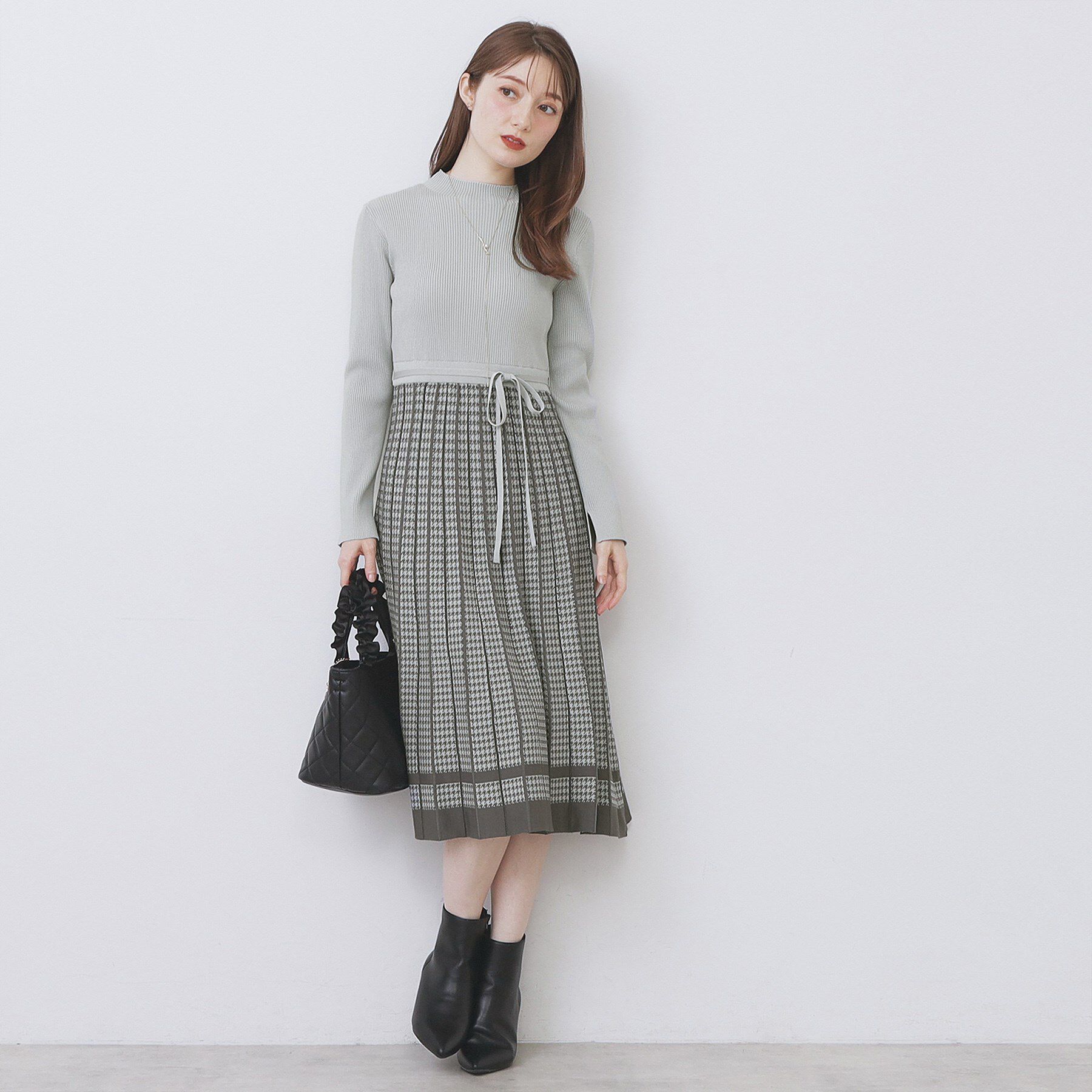 index「千鳥チェックバイカラーニットワンピース【洗濯機OK/抗ピル】」|ワンピース|