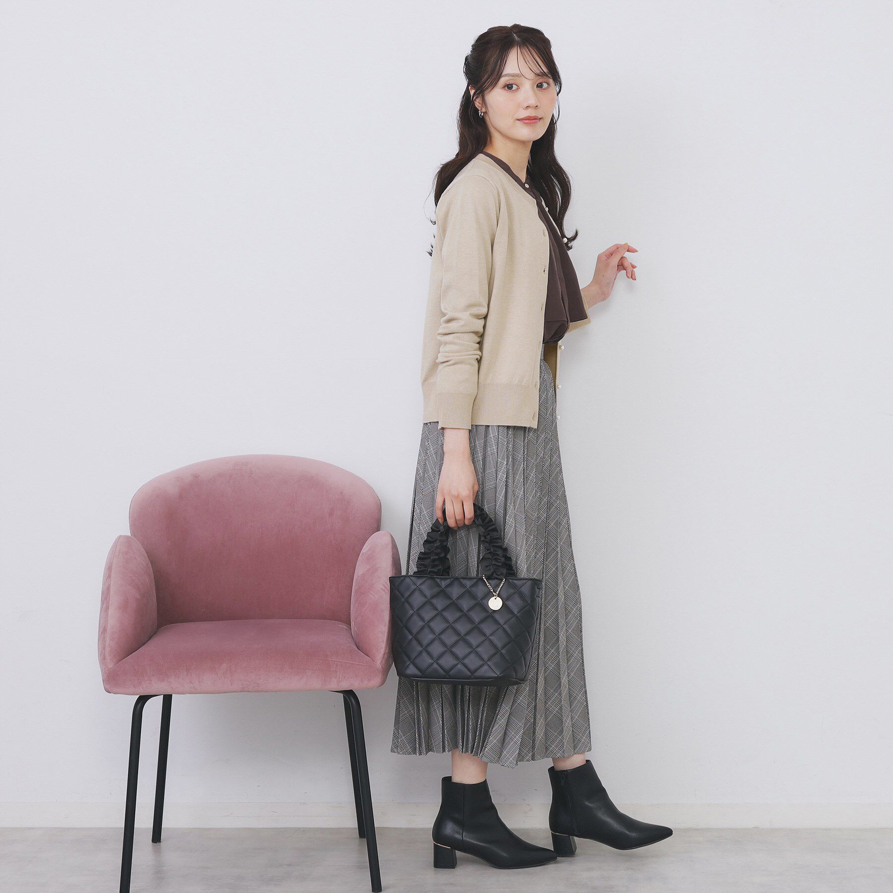 index「ビジュークルーネックカーディガン【洗濯機OK】」|カーディガン|