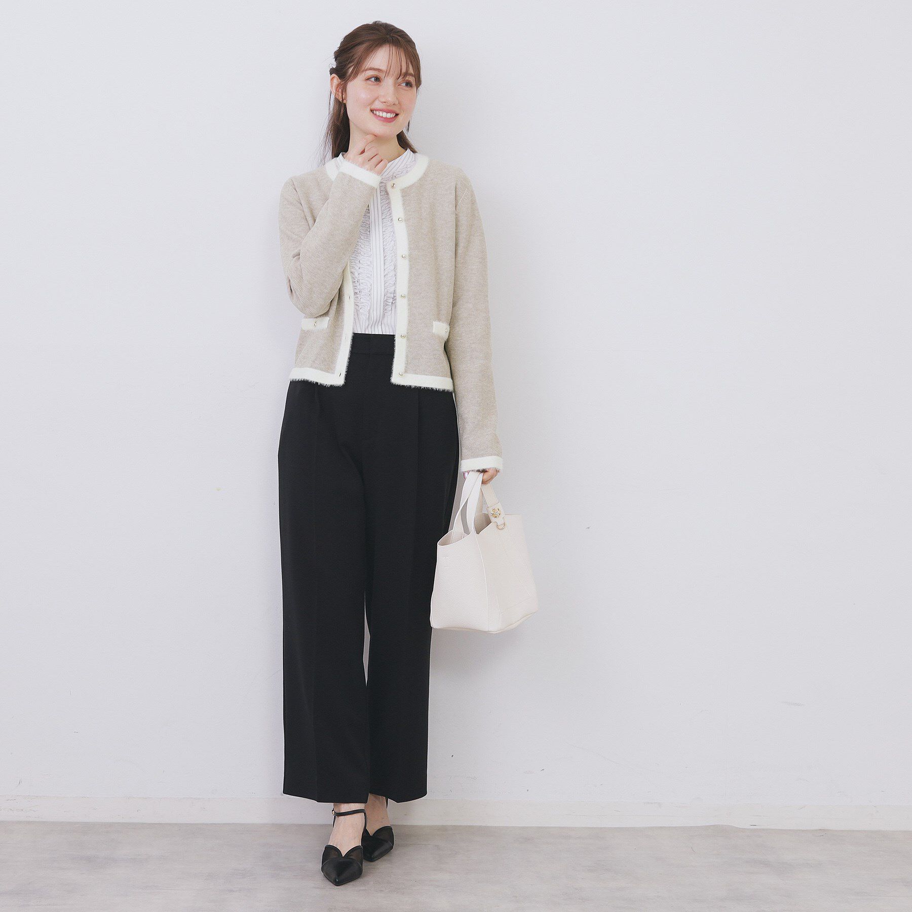 index「フェザーバイカラークルーネックカーディガン【洗濯機OK】」|カーディガン|