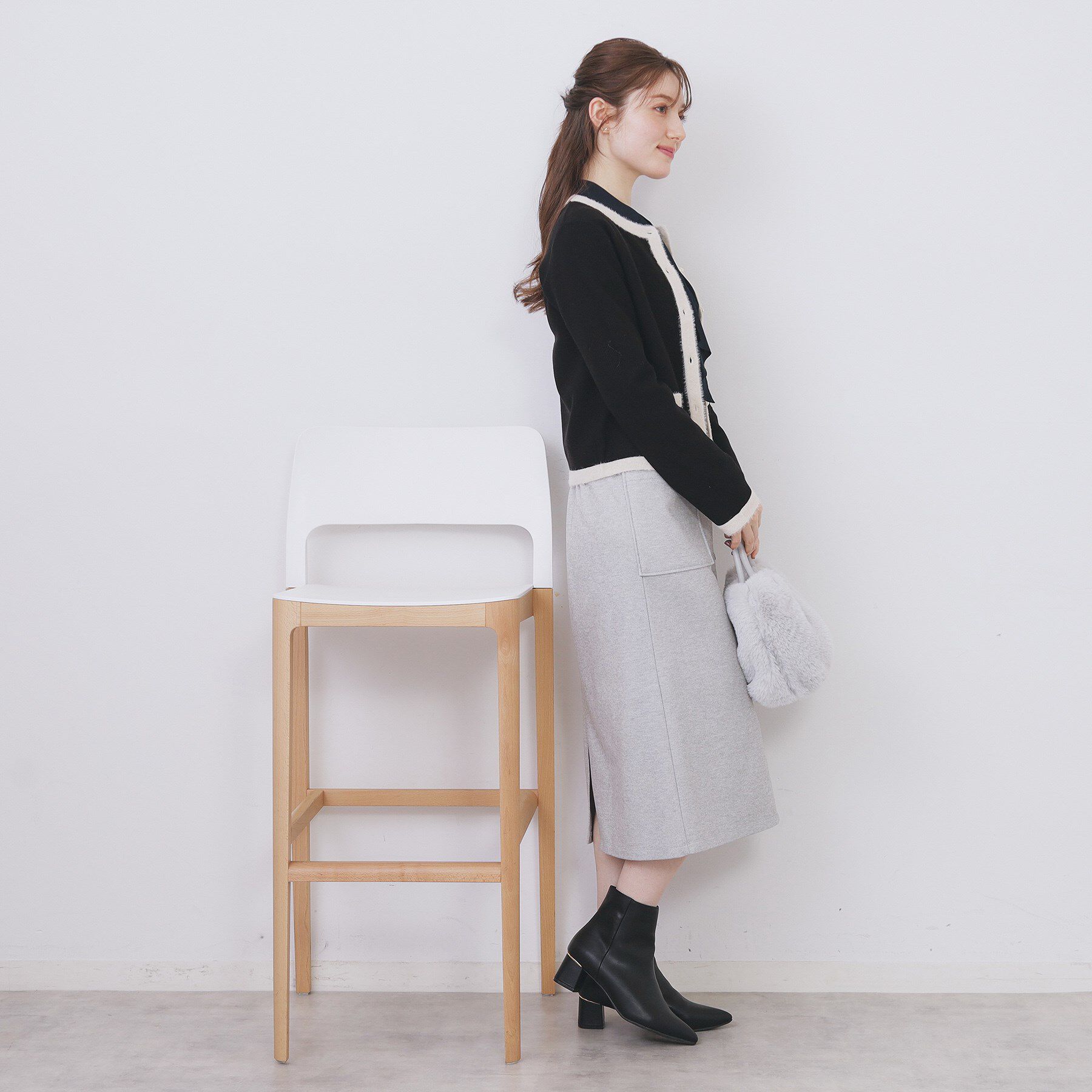 index「フェザーバイカラークルーネックカーディガン【洗濯機OK】」|カーディガン|