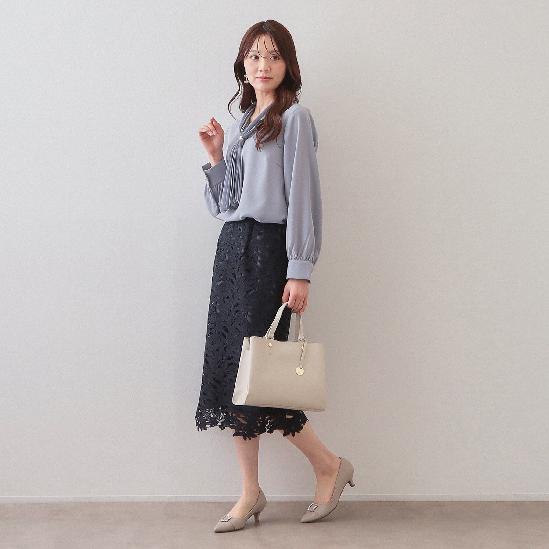 index「2WAYカシメデザインミドルトート」|トートバッグ|