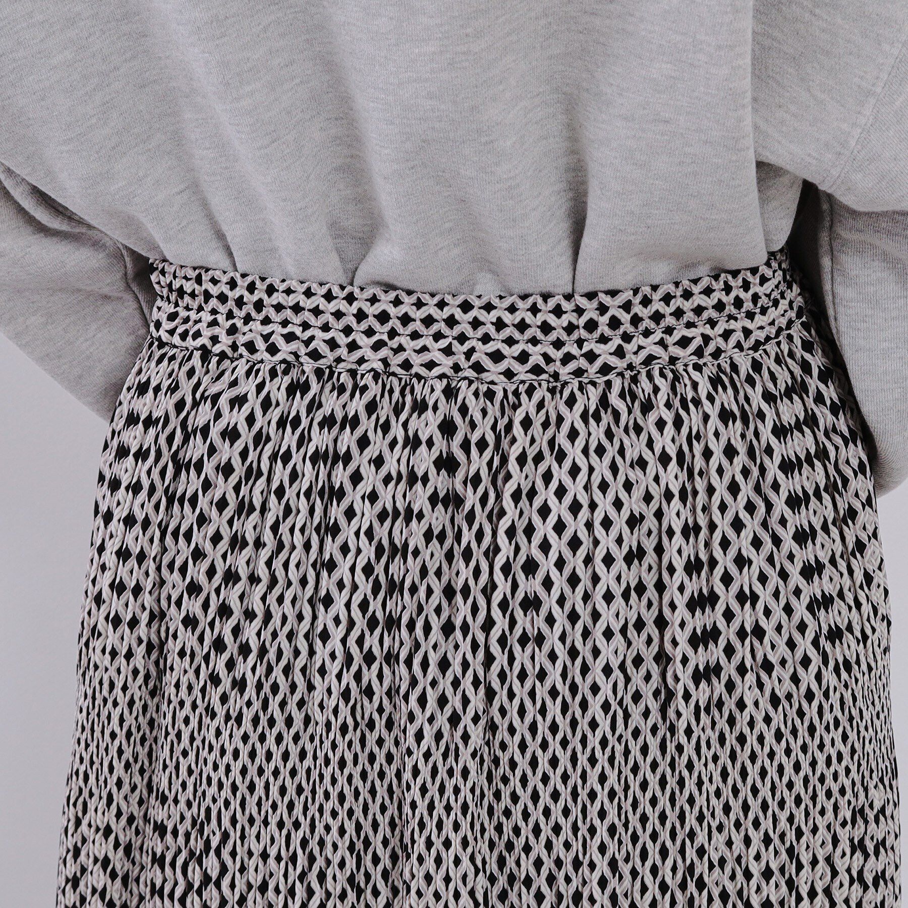 OPAQUE.CLIP「幾何柄マジョリカプリーツスカート【洗濯機洗い可】」|スカート|