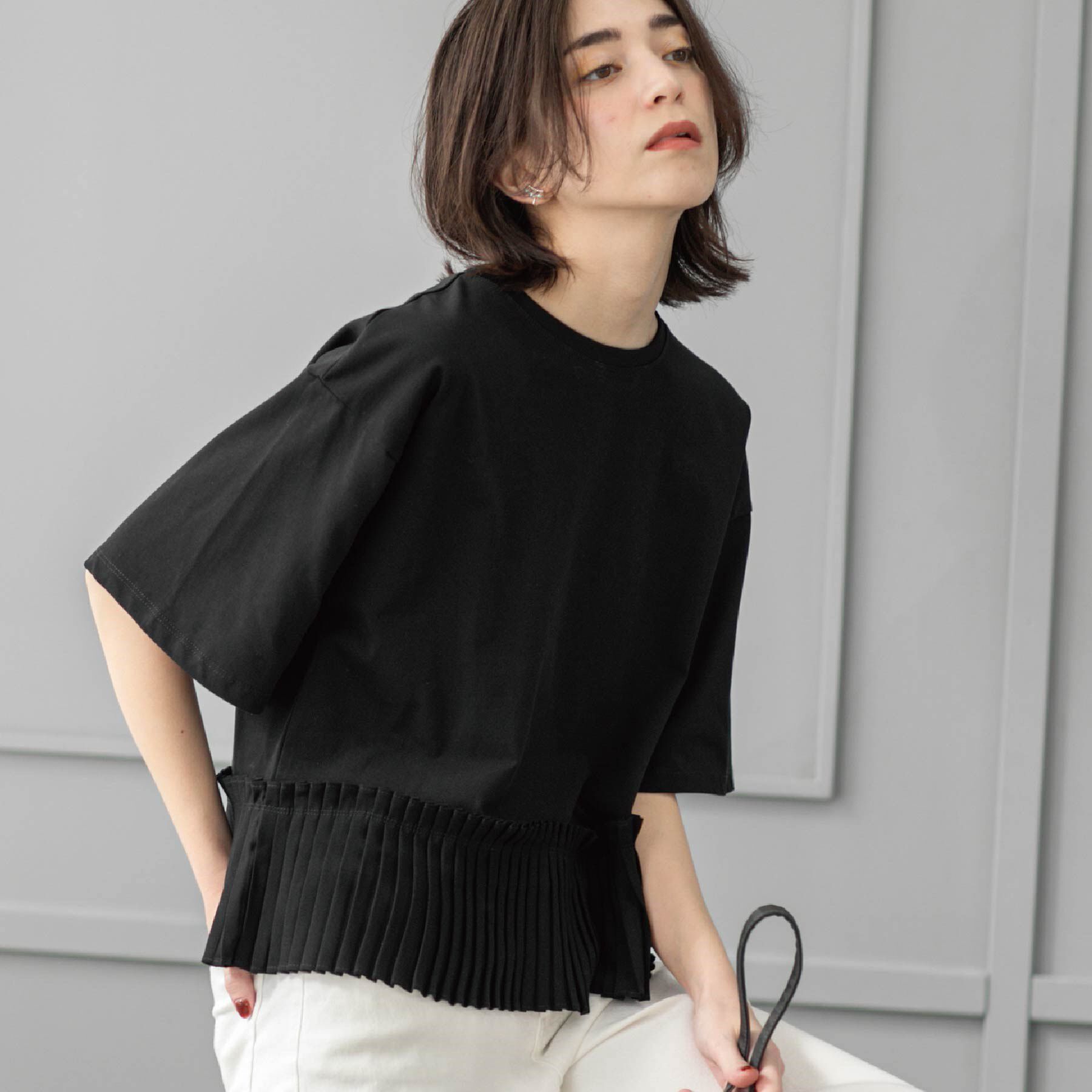 OPAQUE.CLIP「プリーツデザインドッキングトップス【洗濯機洗い可】」|Tシャツ・カットソー|ブラック(019)