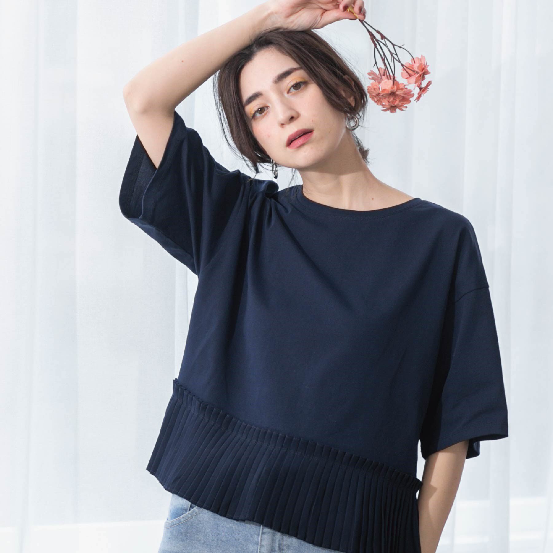OPAQUE.CLIP「プリーツデザインドッキングトップス【洗濯機洗い可】」|Tシャツ・カットソー|ネイビー(094)