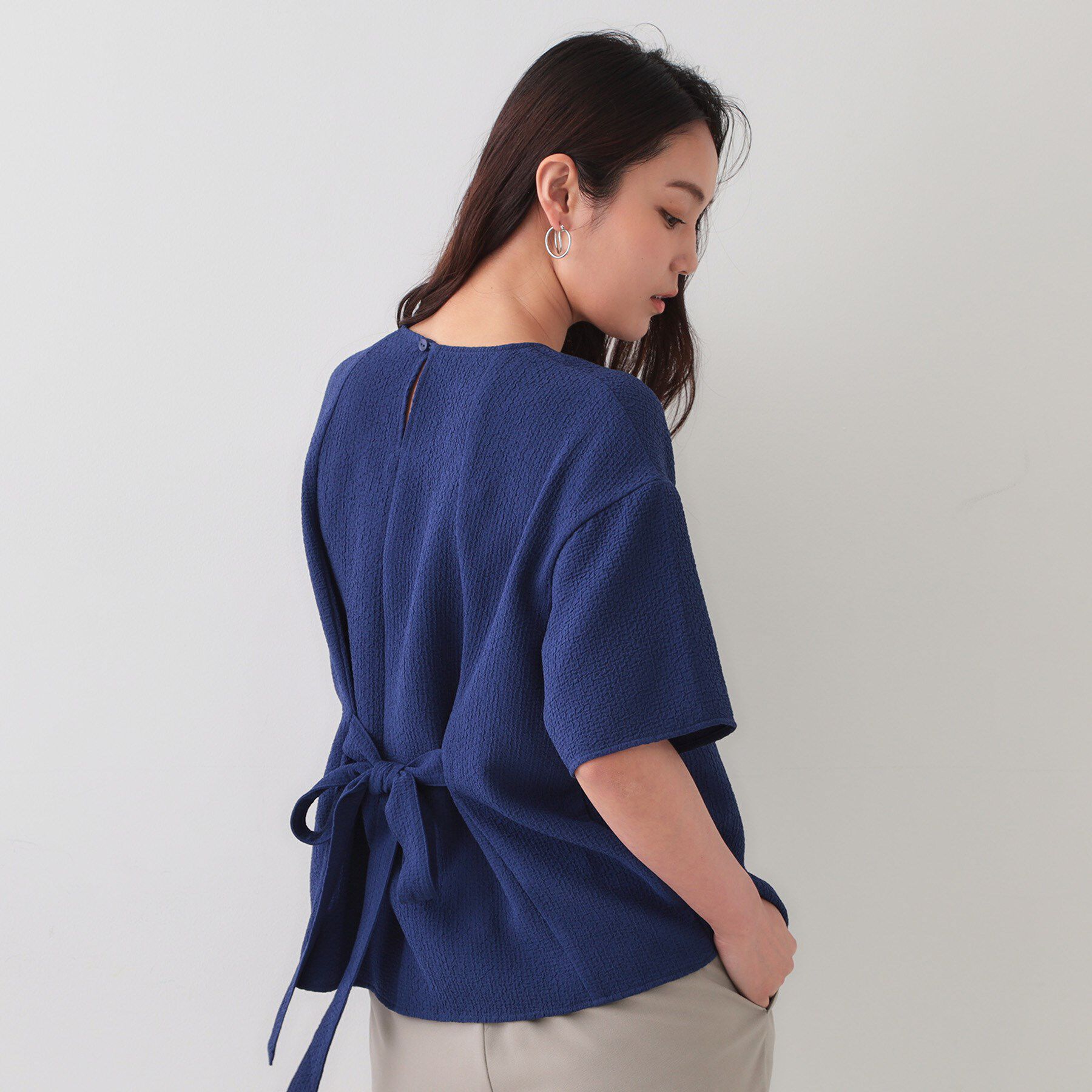 OPAQUE.CLIP「ストレッチジャカード2WAYリボントップス/セットアップ対応可【洗濯機洗い可】」|シャツ・ブラウス|