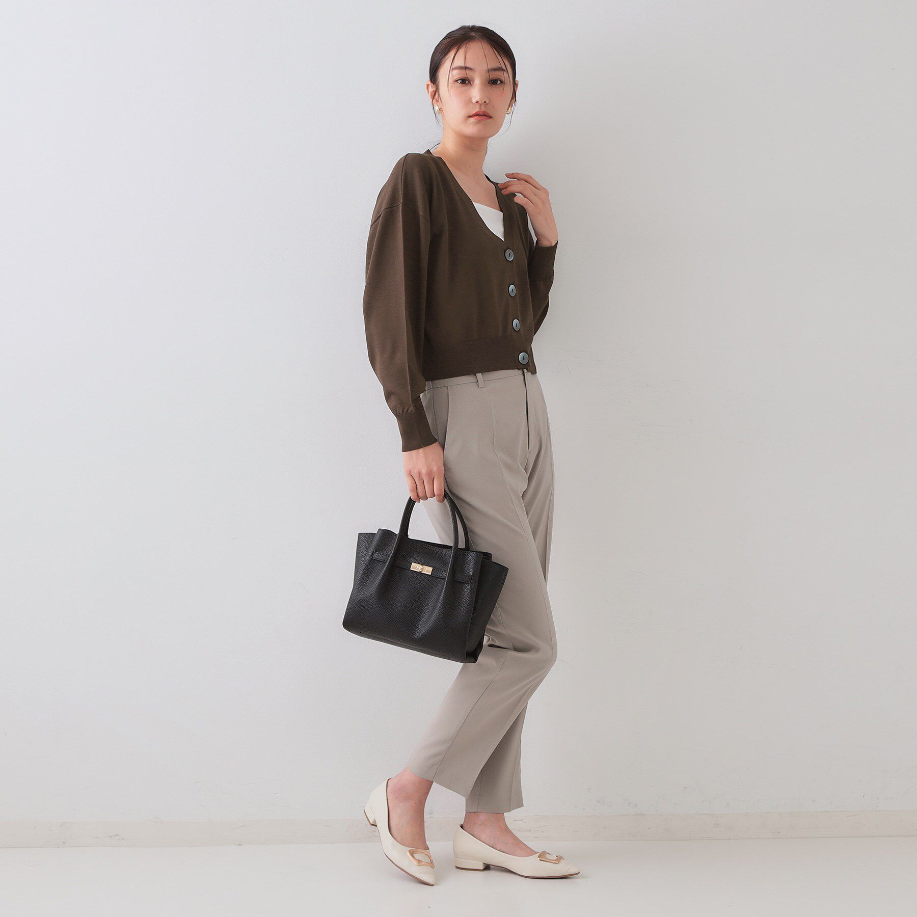 OPAQUE.CLIP「UV Vネックニットカーディガン【接触冷感/洗濯機洗い可/抗ピル】」|カーディガン|