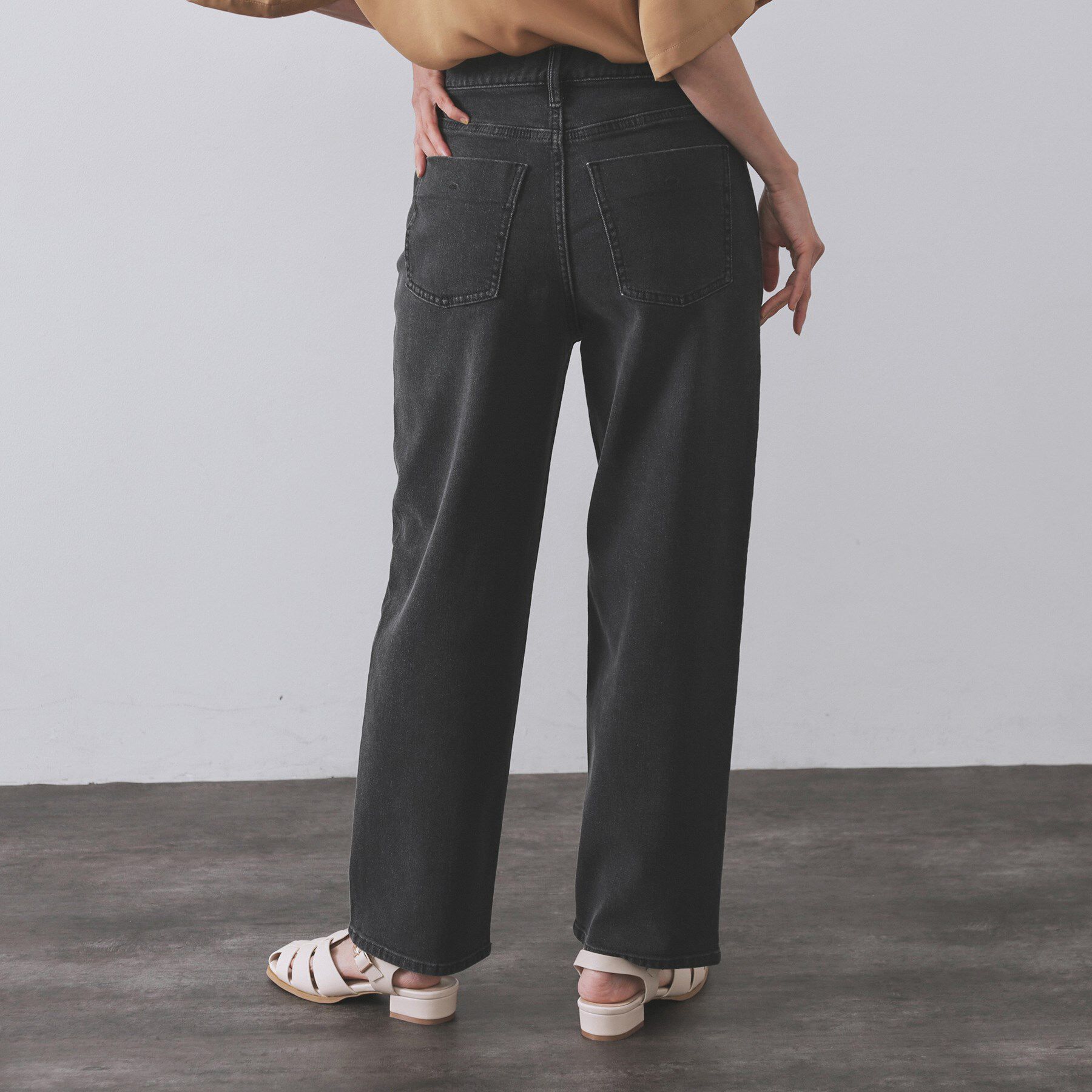 OPAQUE.CLIP「ストレッチストレートデニム【洗濯機洗い可】」|デニム|