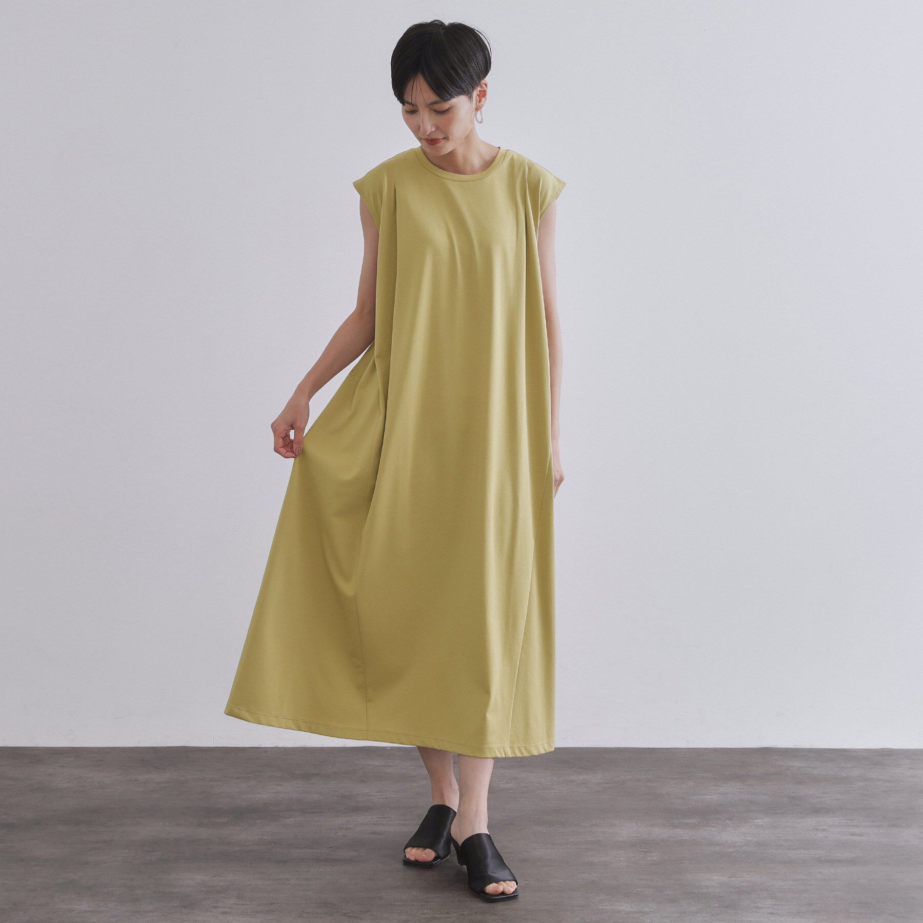 OPAQUE.CLIP「カットソーフレアワンピース【接触冷感/洗濯機洗い可】」|ワンピース|