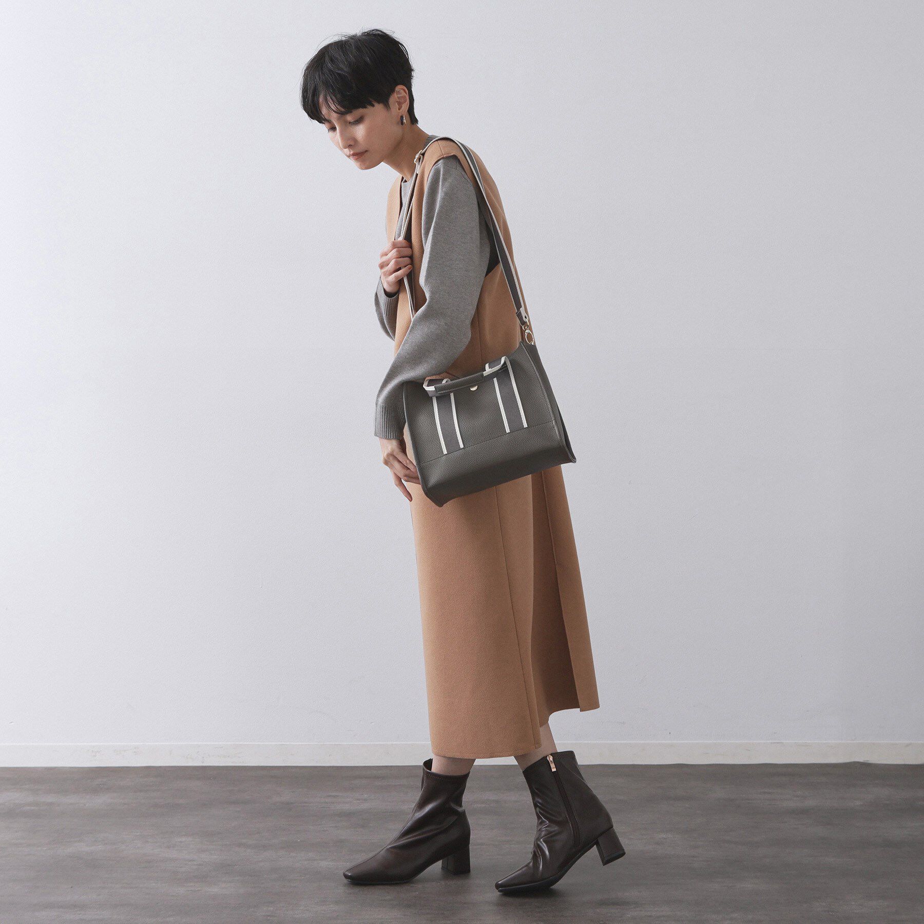 OPAQUE.CLIP「【軽量/2WAY】ラインテープスクエアミドルトートバッグ」|トートバッグ|