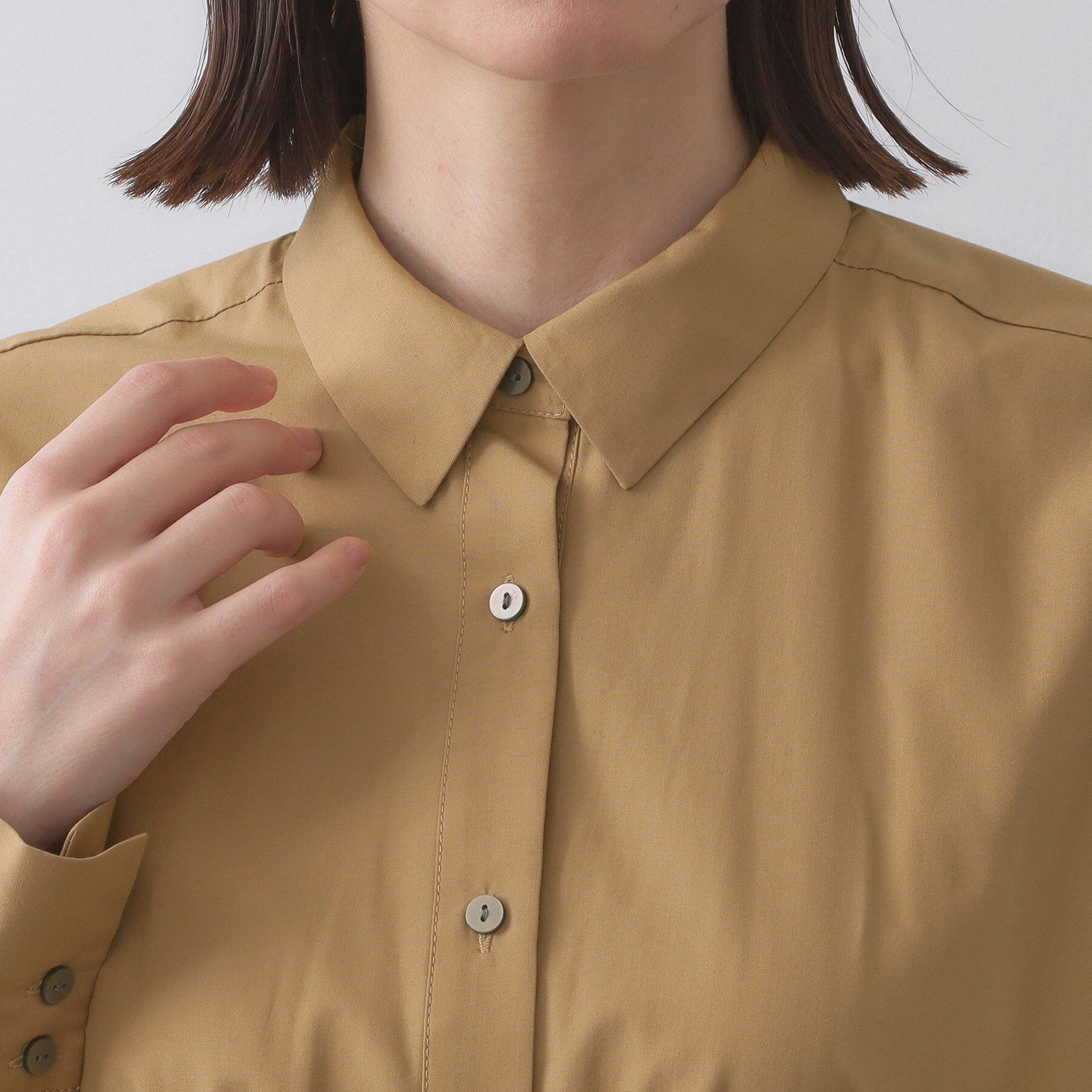 OPAQUE.CLIP「シャーリングフィット＆フレアシャツワンピース【洗濯機洗い可】」|ワンピース|