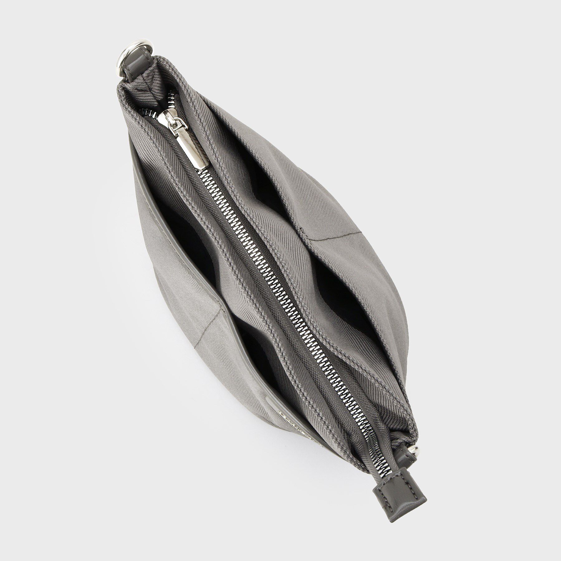 OPAQUE.CLIP「【マルチWAY】ミニショルダーとしても使える！バッグインポーチ付きミドルトートバッグ」|トートバッグ|